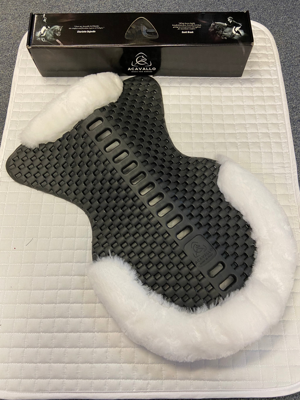 Acavallo Piuma Air Release Featherlight Pad Cut Out Eco-Wool