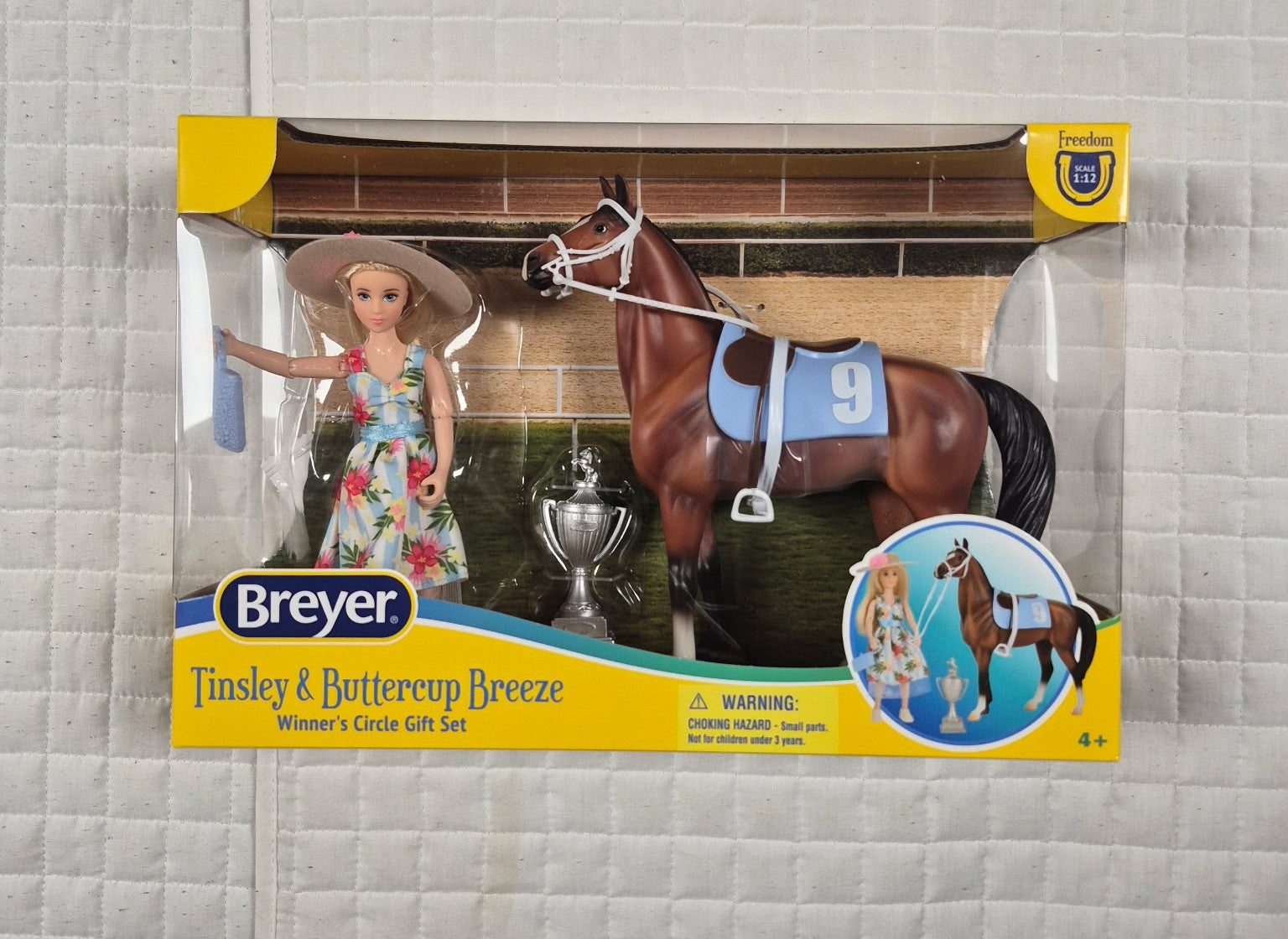 Tinsley & Buttercup Breeze