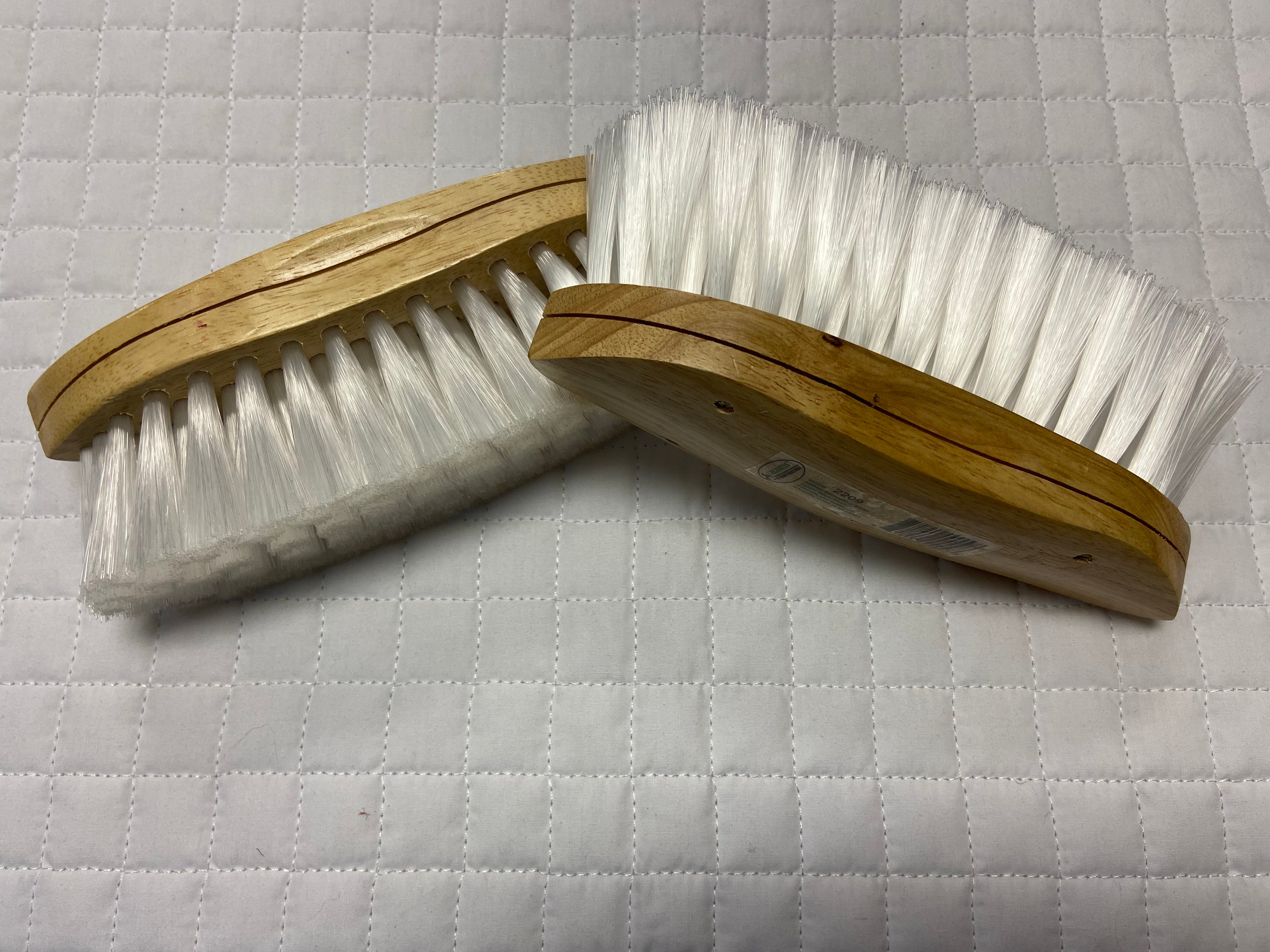 White Kelso Brush