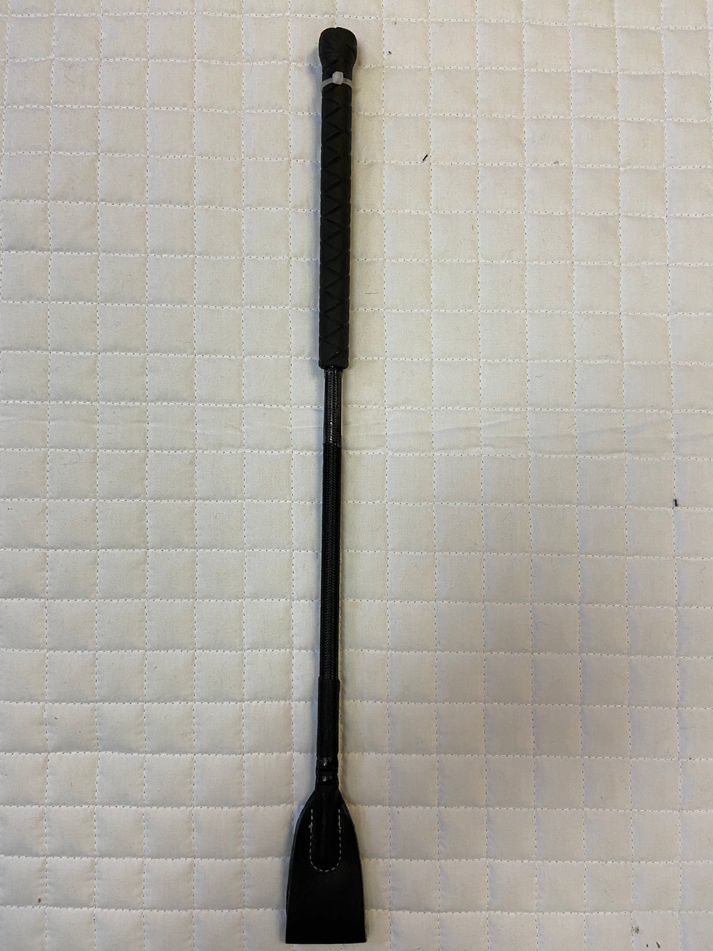 18" Black Jumping Bat