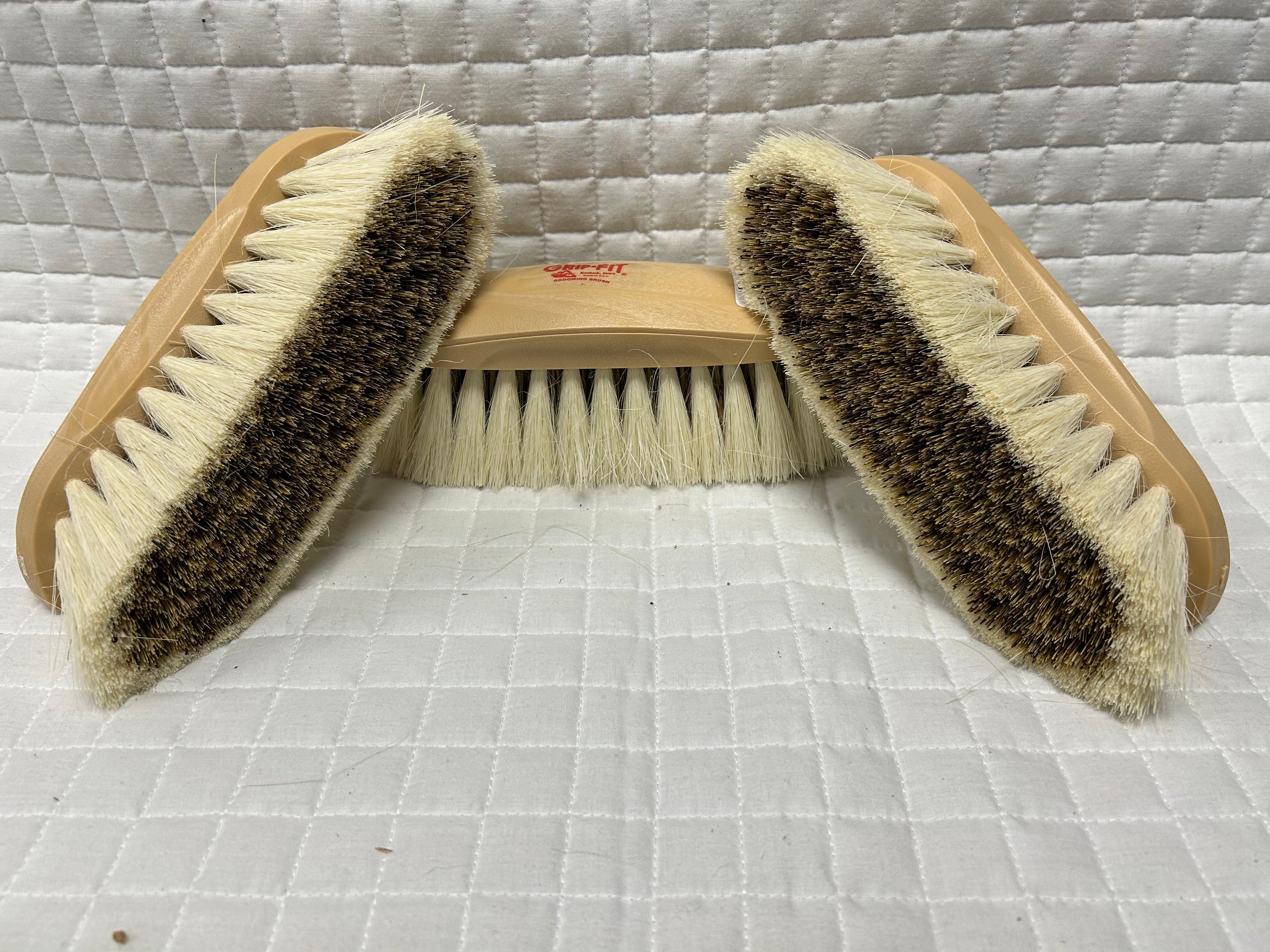 Decker Tan Pecos Brush