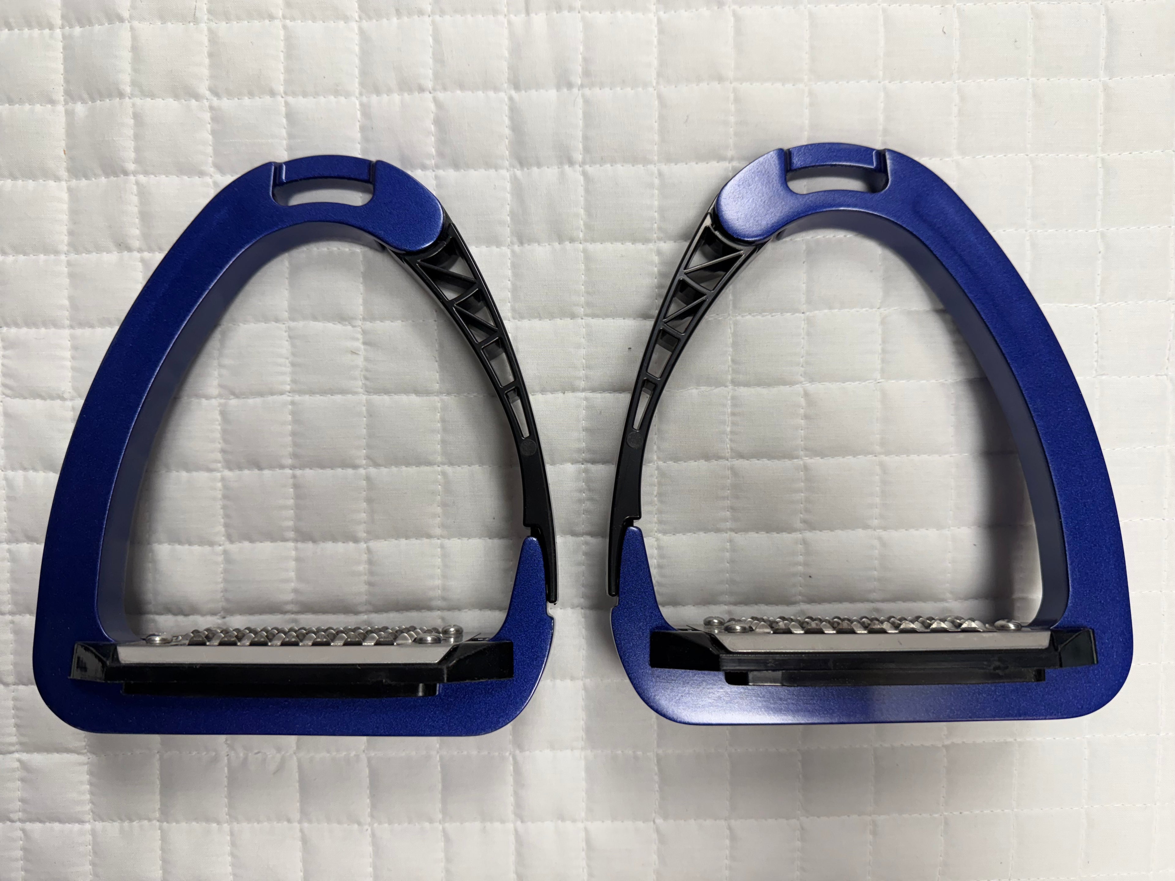 TuffRider Tech Safety Stirrup Irons 4.5