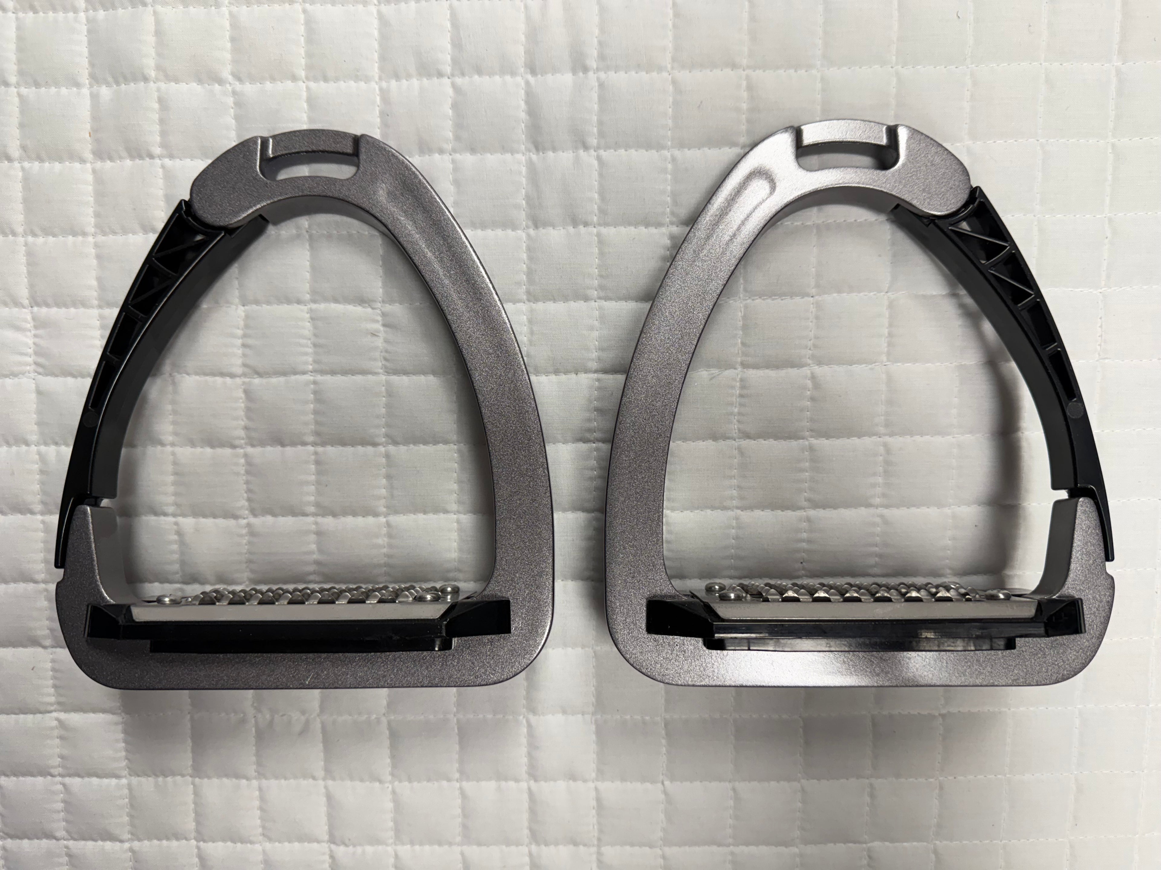 TuffRider Tech Safety Stirrup Irons 4.5