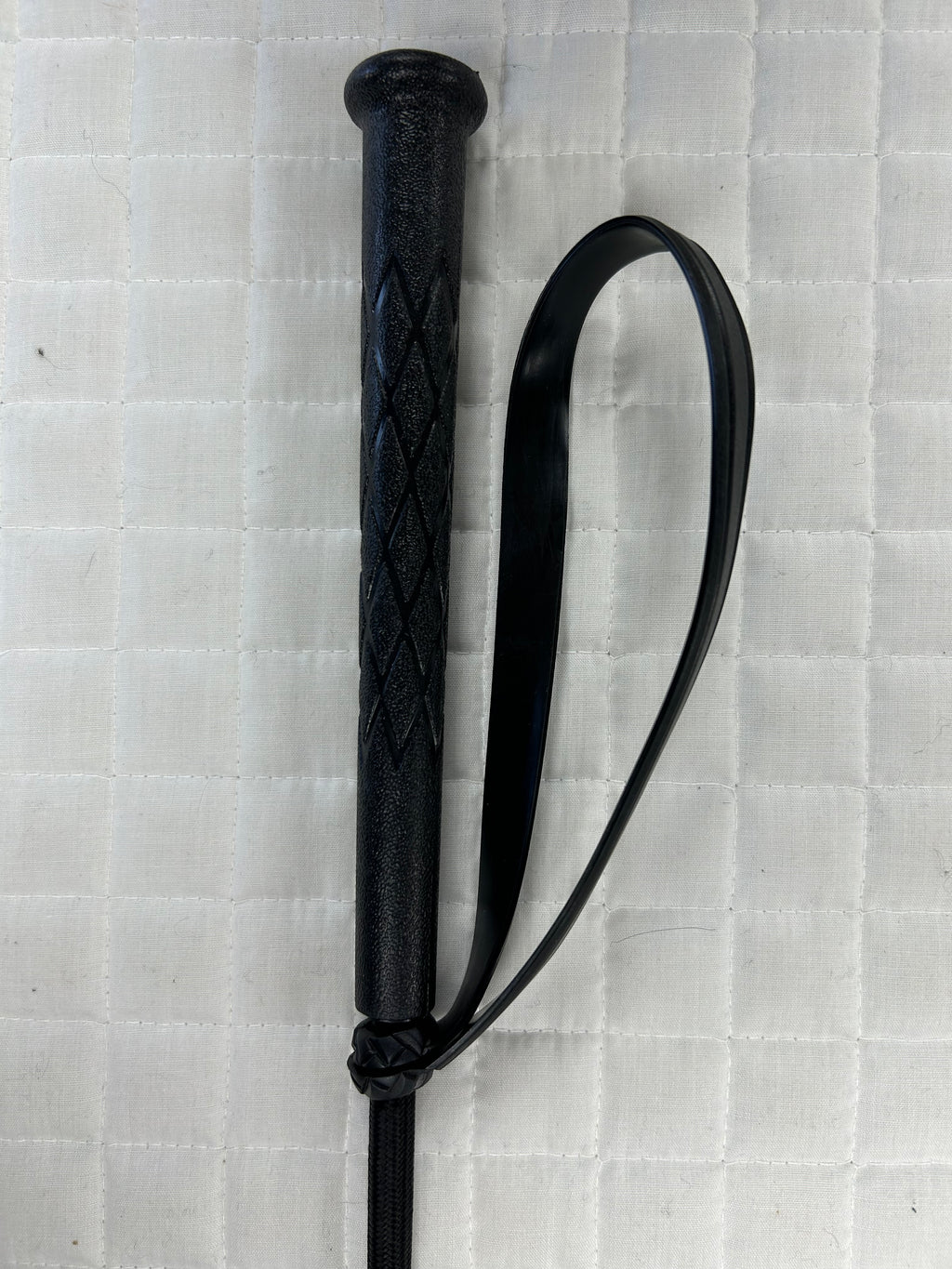 18" Tuff Rider Black Bat