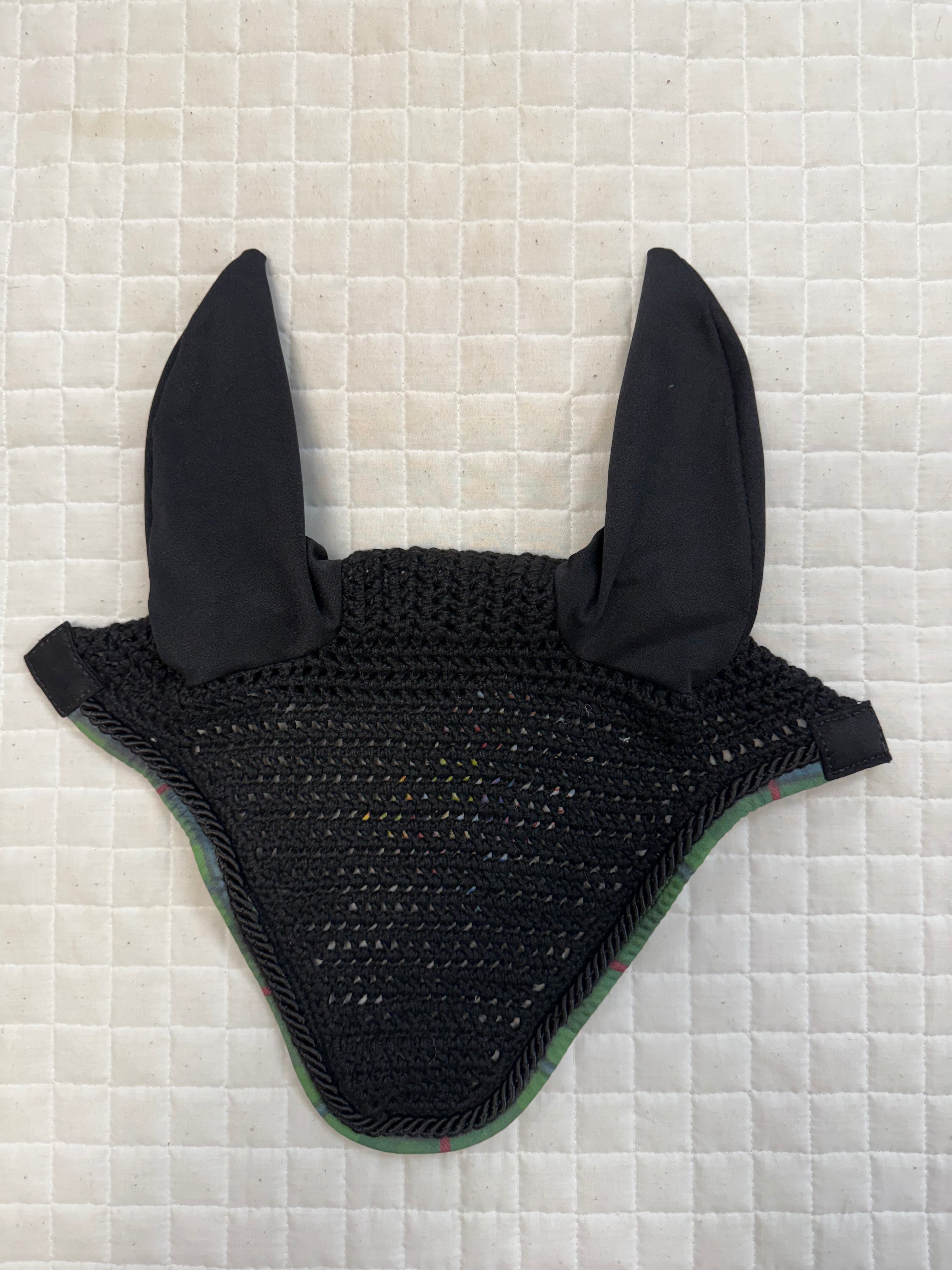 Dapple Bay Plaid Fly Bonnet