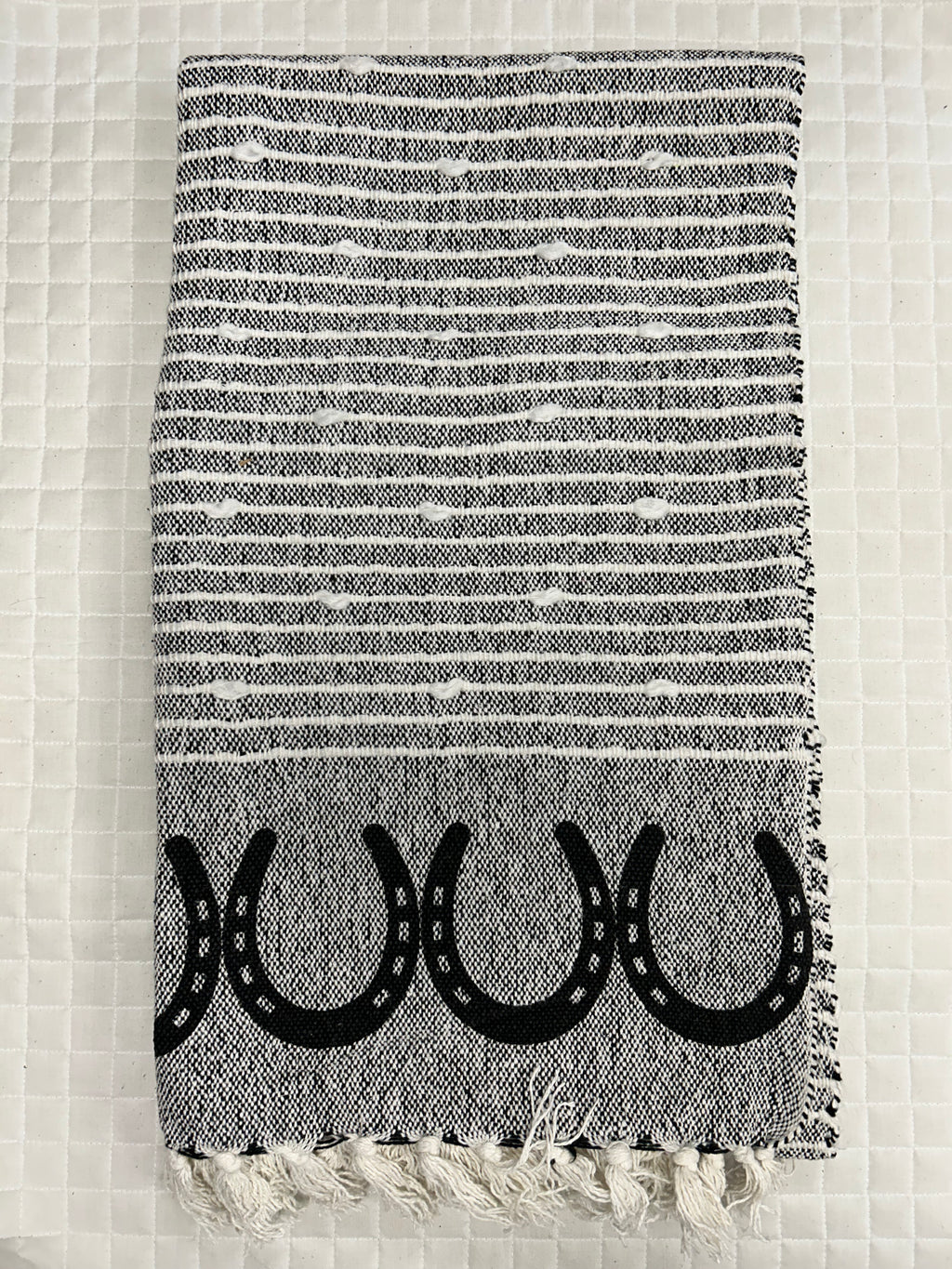 Horseshoe Cotton Throw Blanket