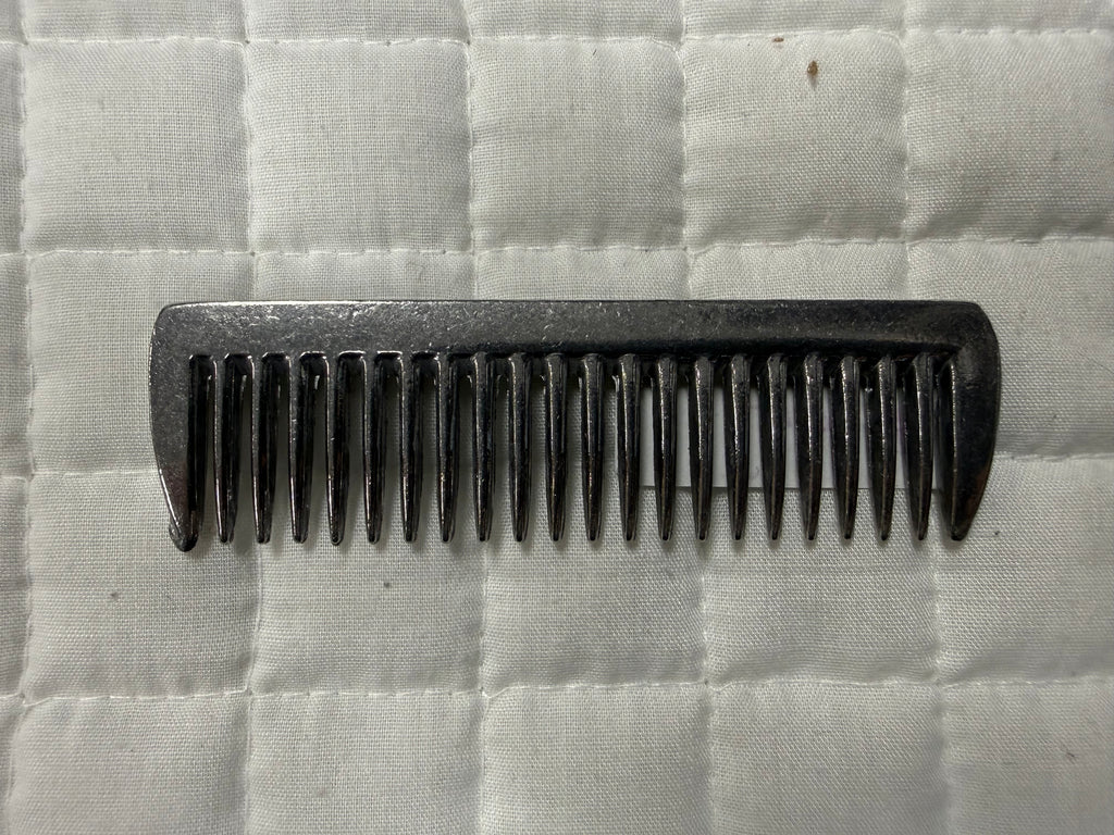 Pulling combs