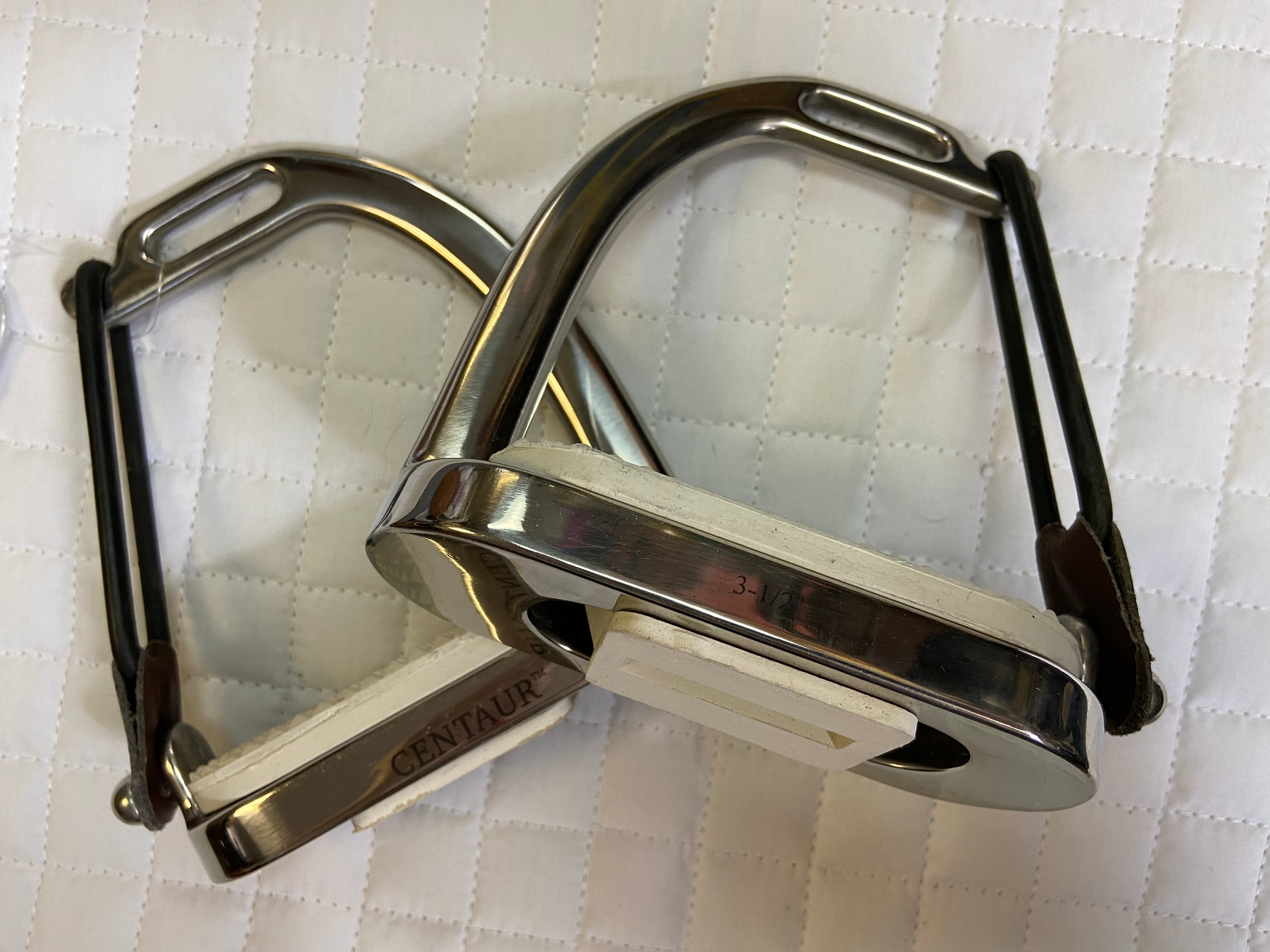 Peacock Safety Stirrup Irons