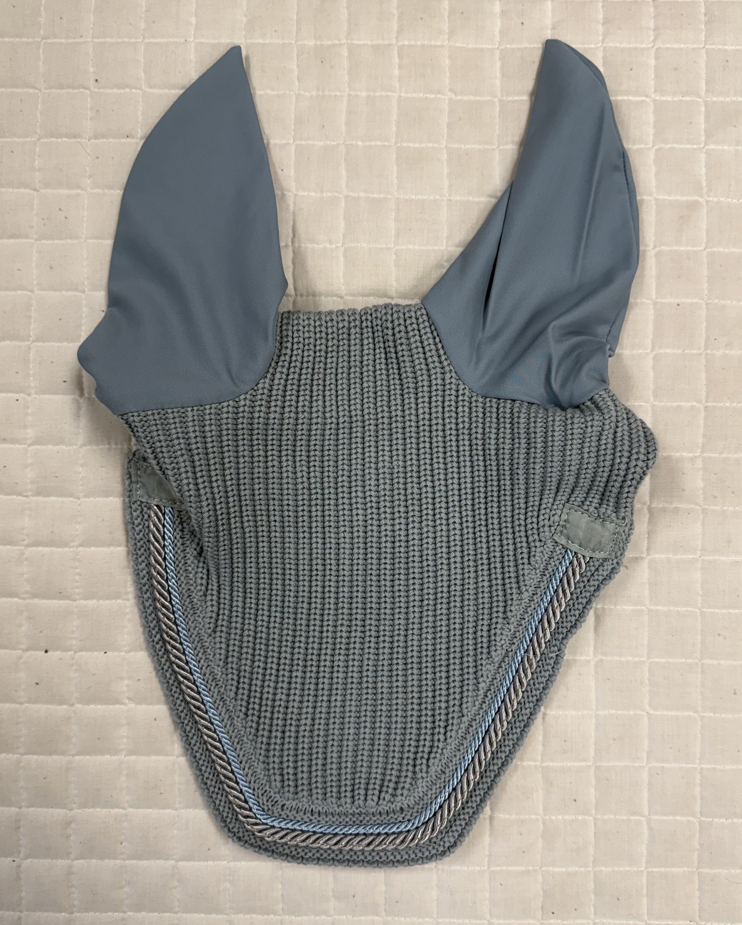 Lucky Ovation Ear Bonnet