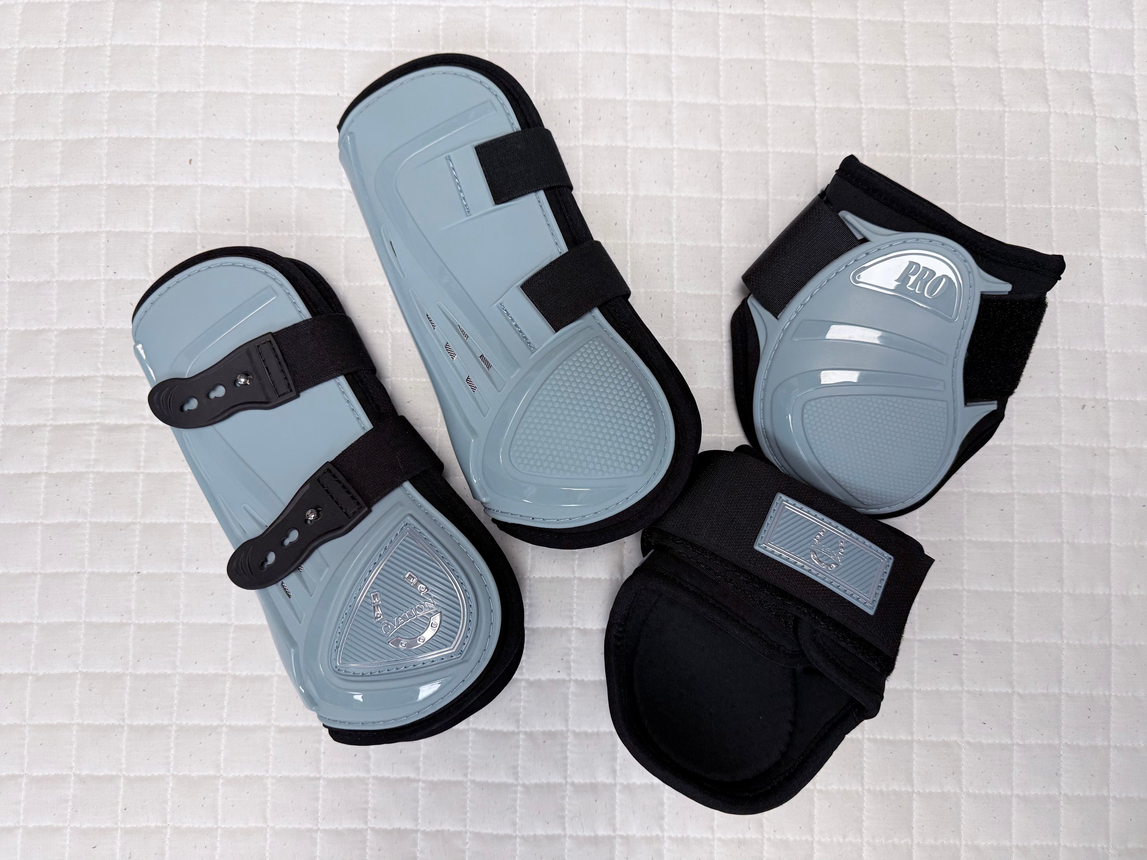 Lucky Ovation Color Collection Protective Horse Boot Set