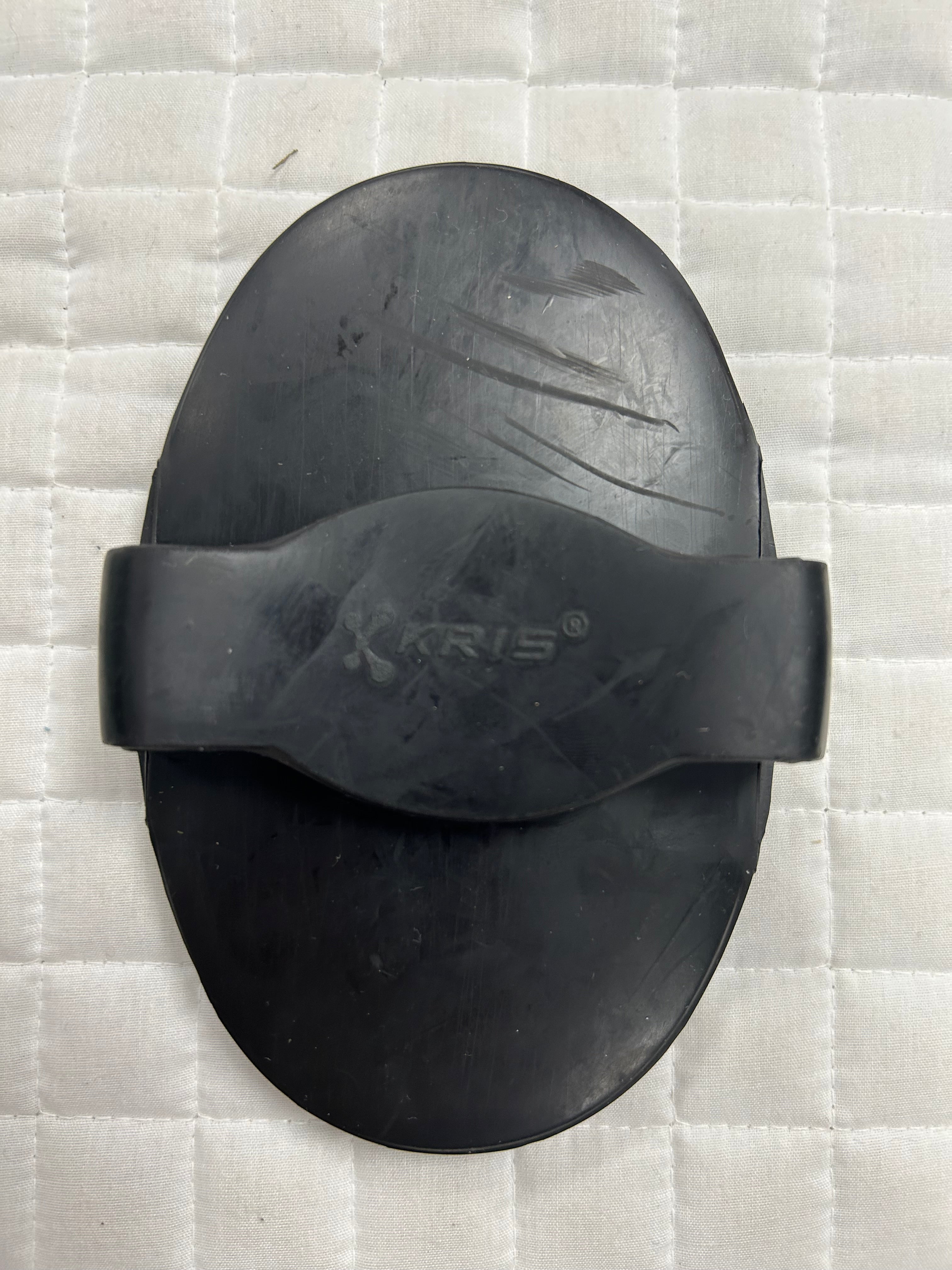 Large Rubber Curry