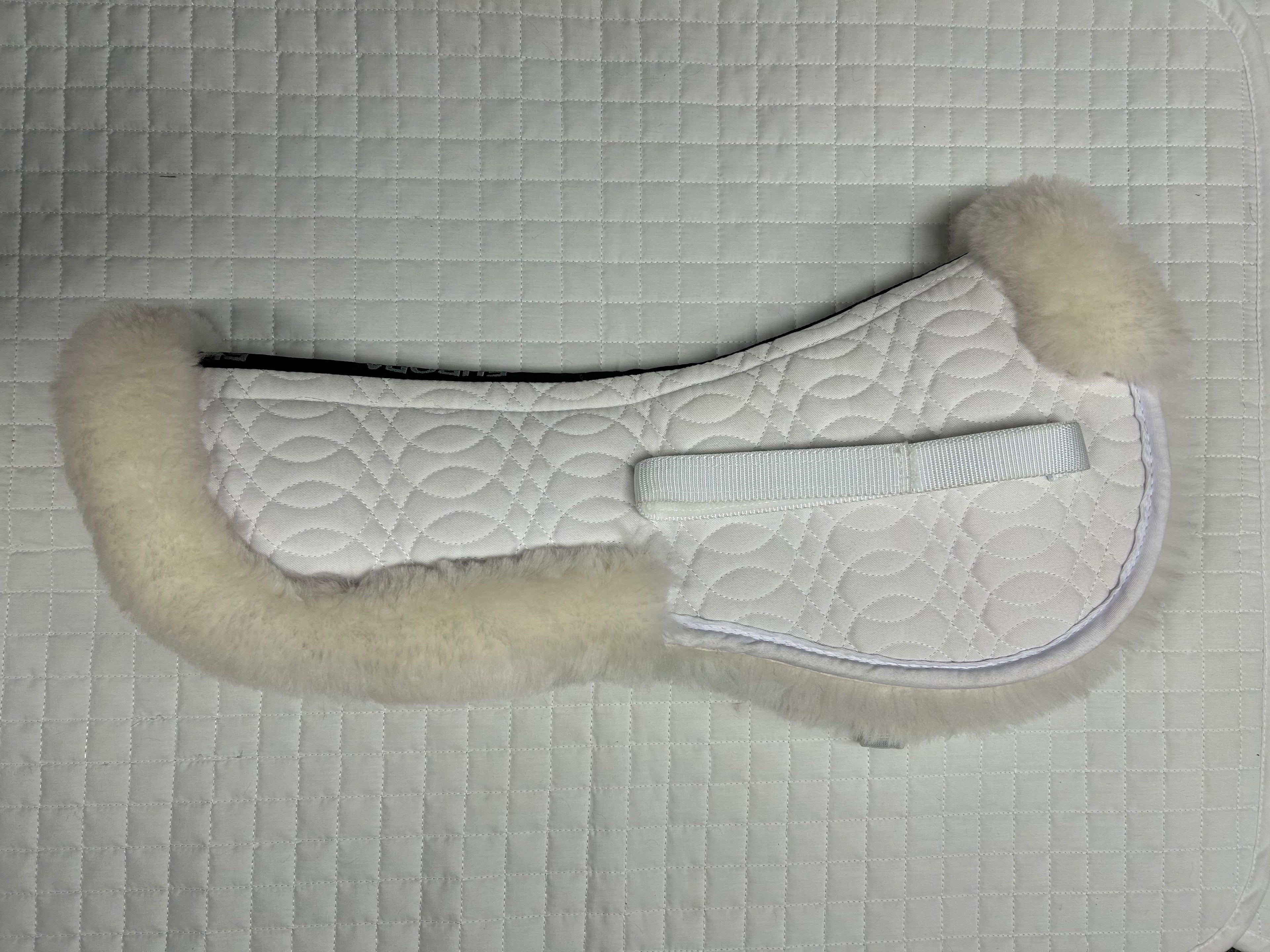 Ovation Europa with Sheepskin Half Pad