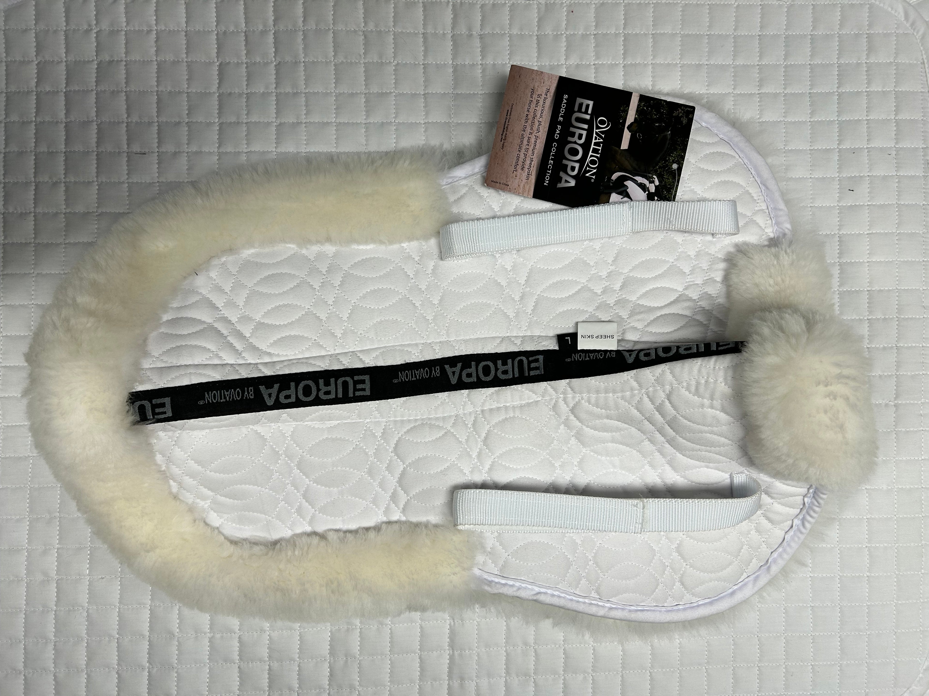 Ovation Europa with Sheepskin Half Pad