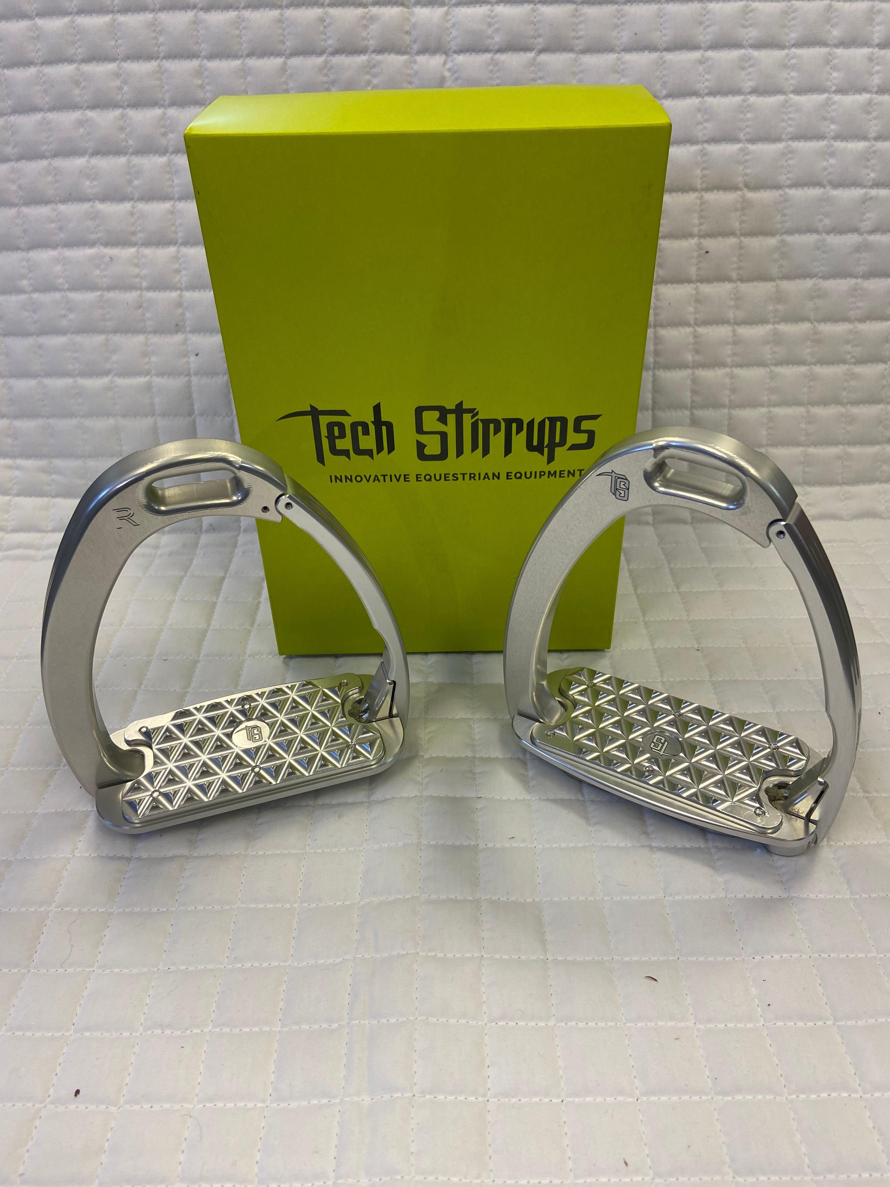 Tech Venice EVO Quick Out Stirrup Irons