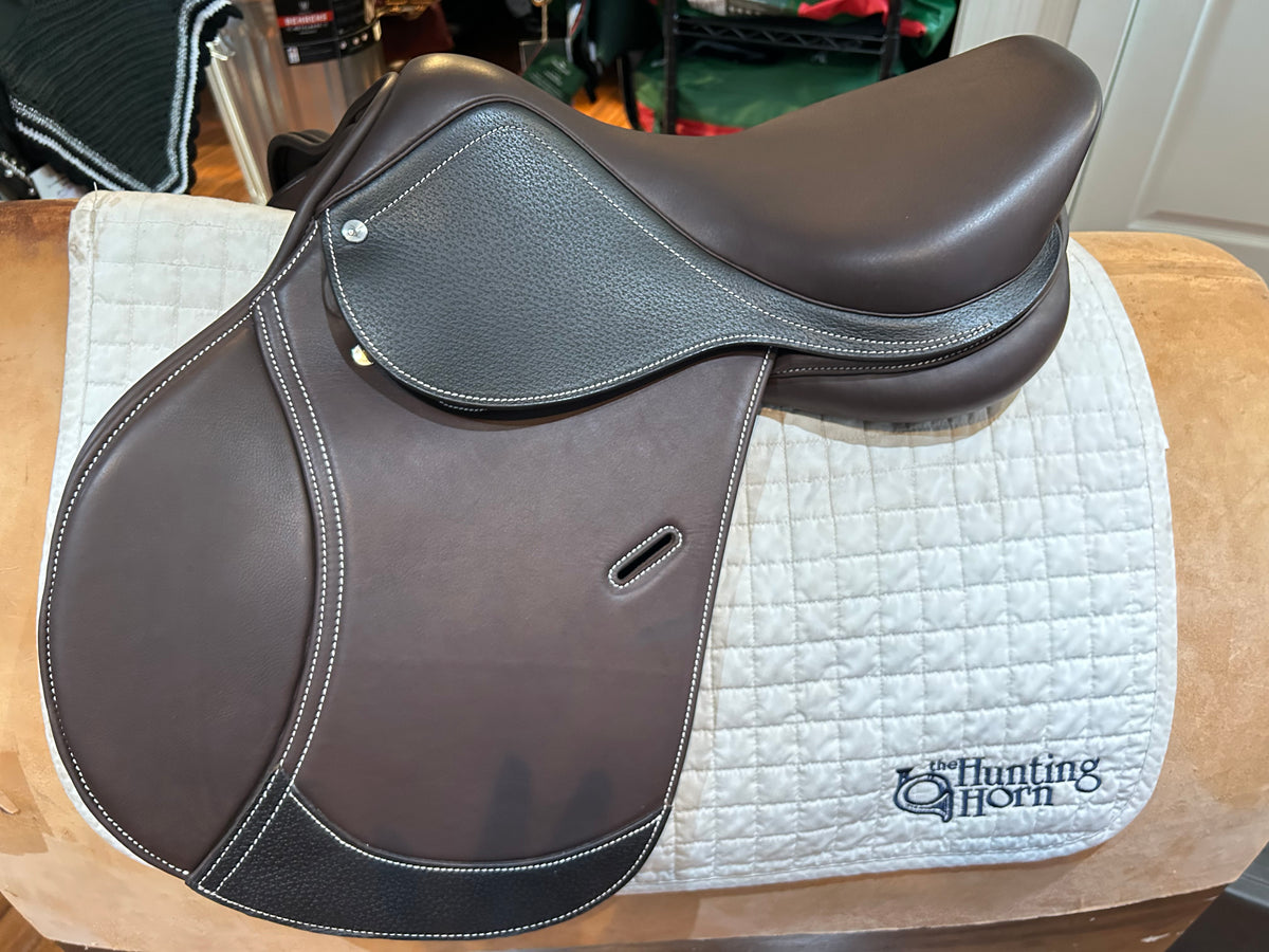 Ovation Explorer Close Contact Saddle