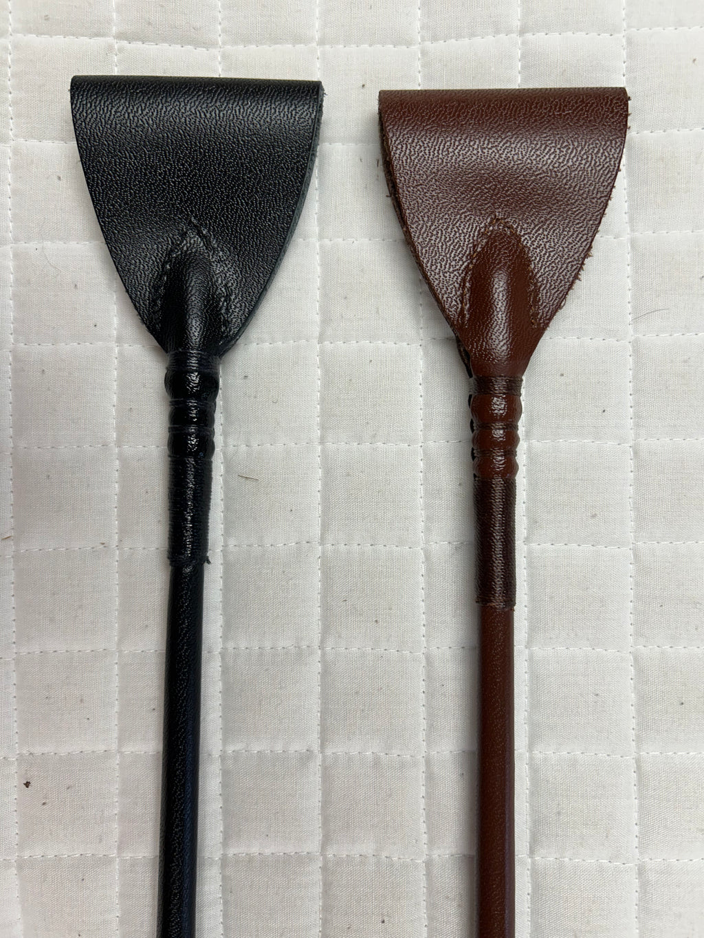 Hunter Show Bats