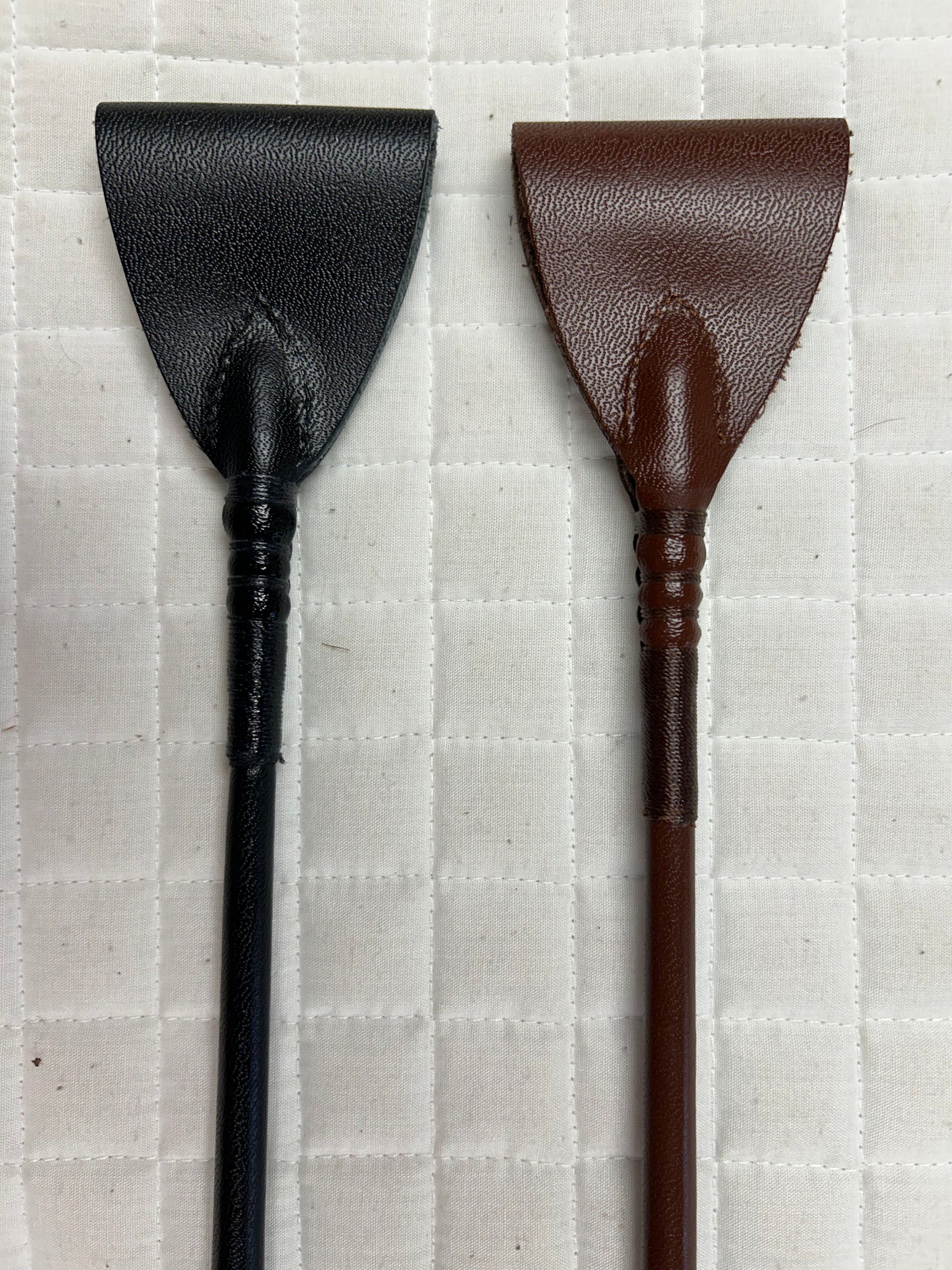 Hunter Show Bats