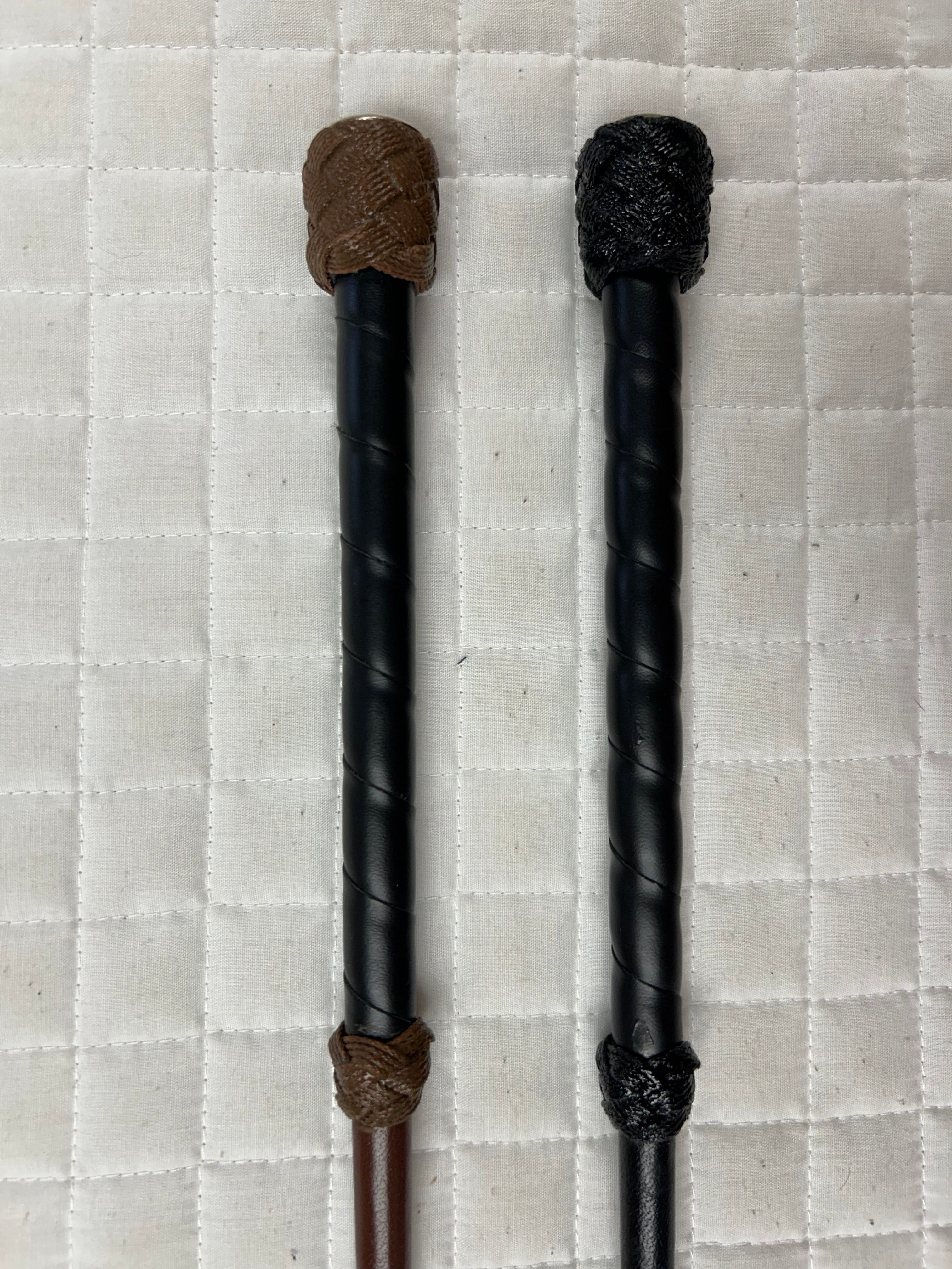 Hunter Show Bats