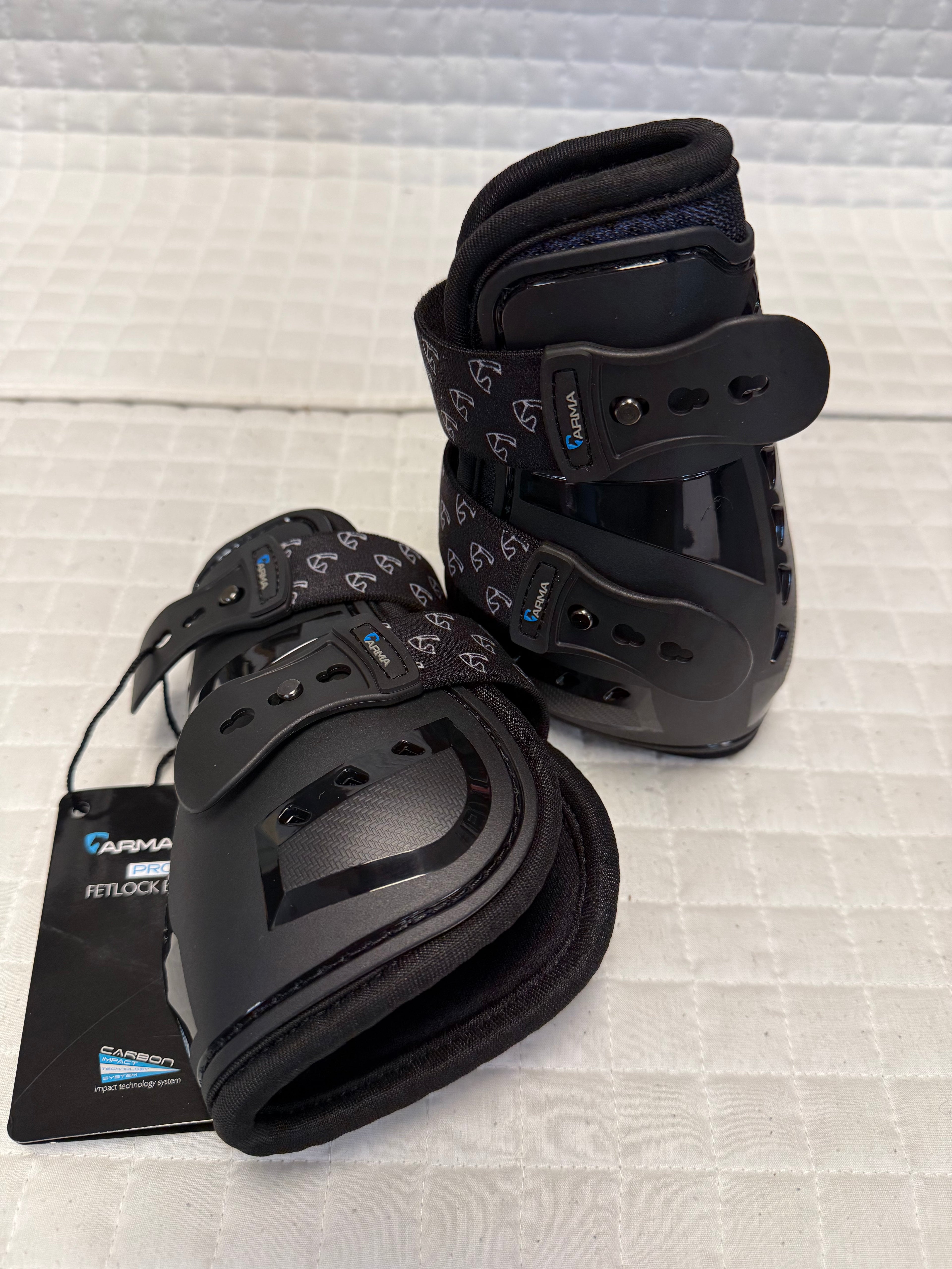 Arma Carbon Pro Fetlock Boot