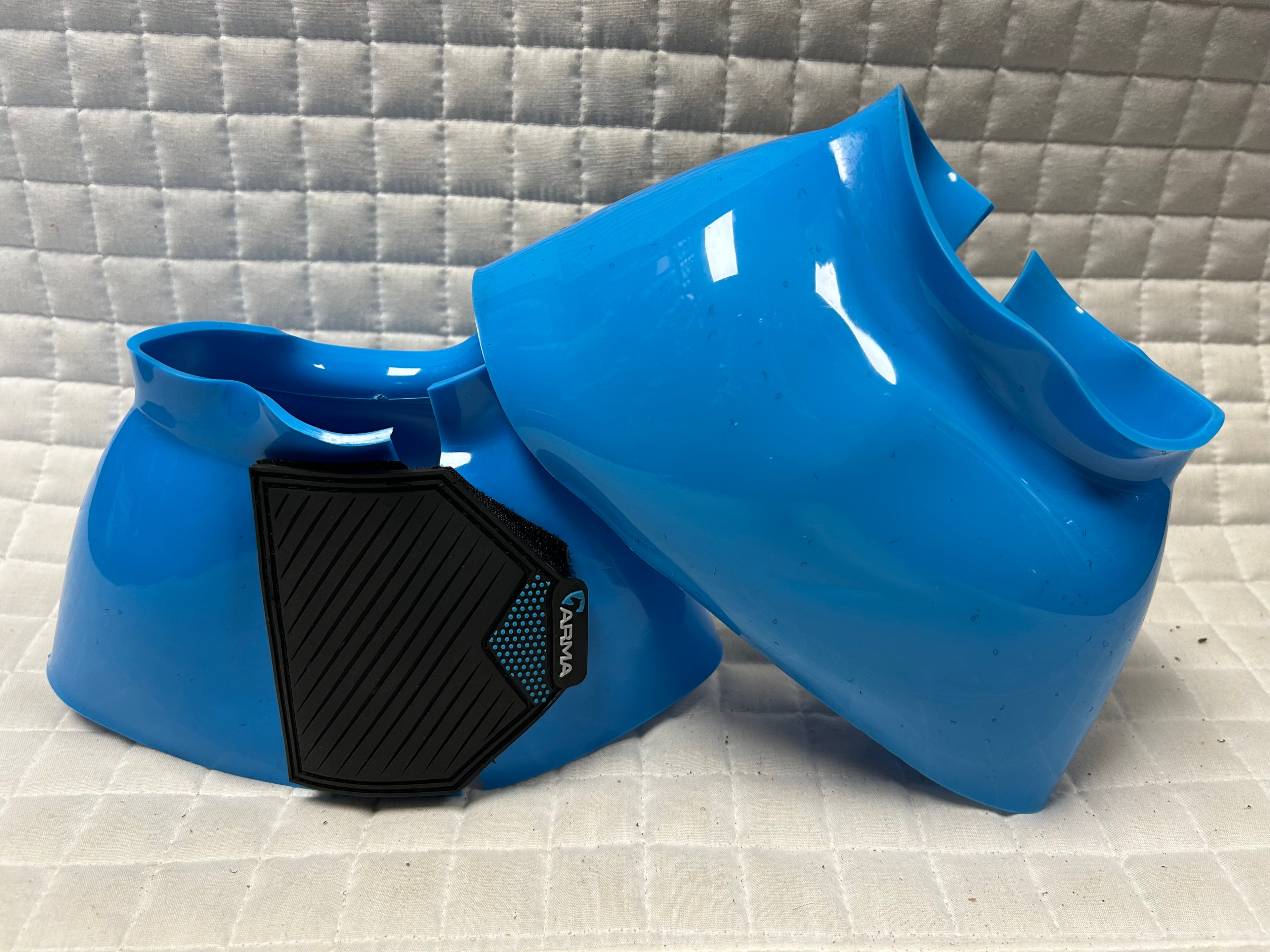 Arma Smooth Glossy Velcro Bell Boots
