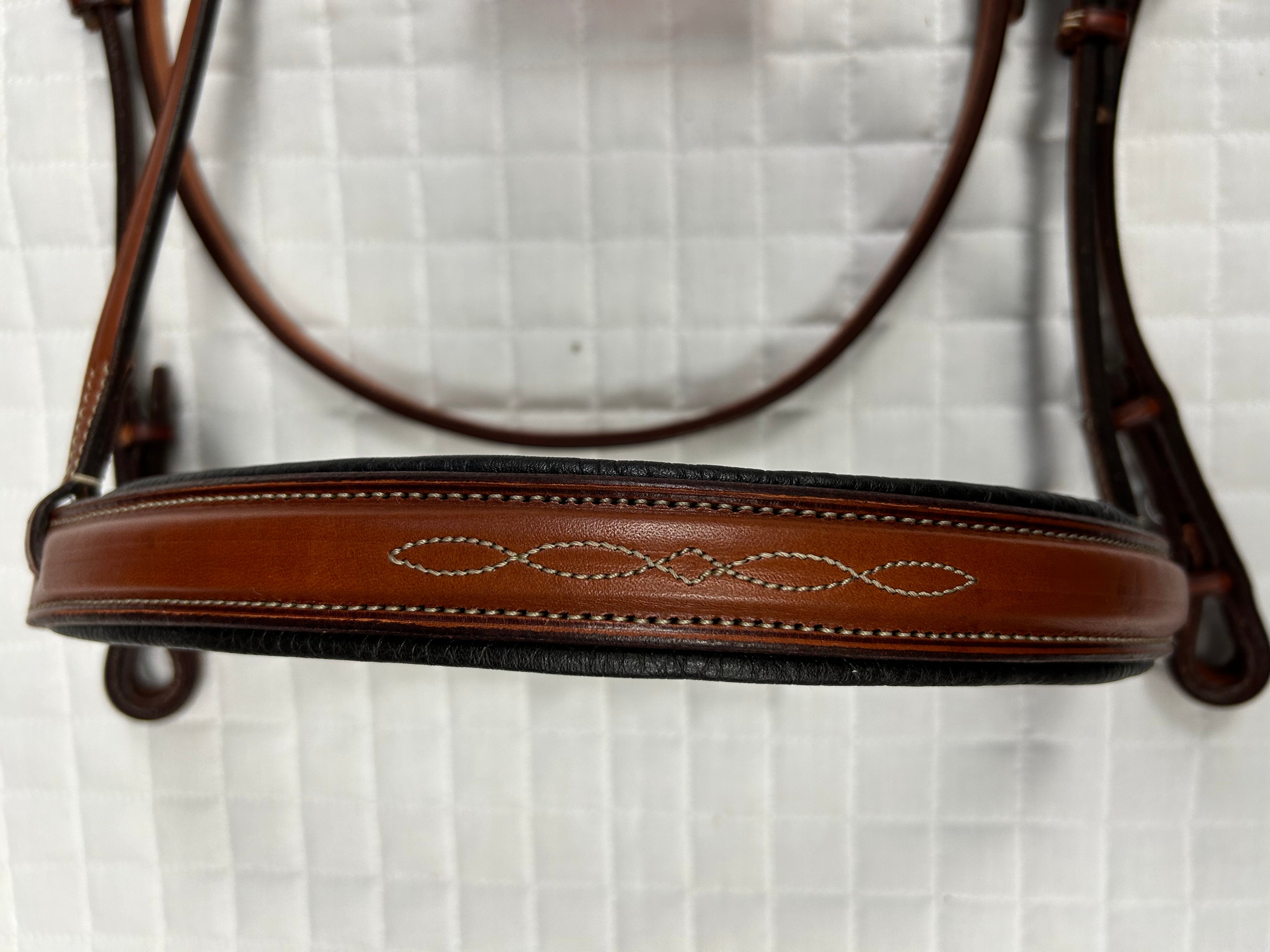 Edgewood Fancy Stitch Padded Bridle 1" Wide Noseband