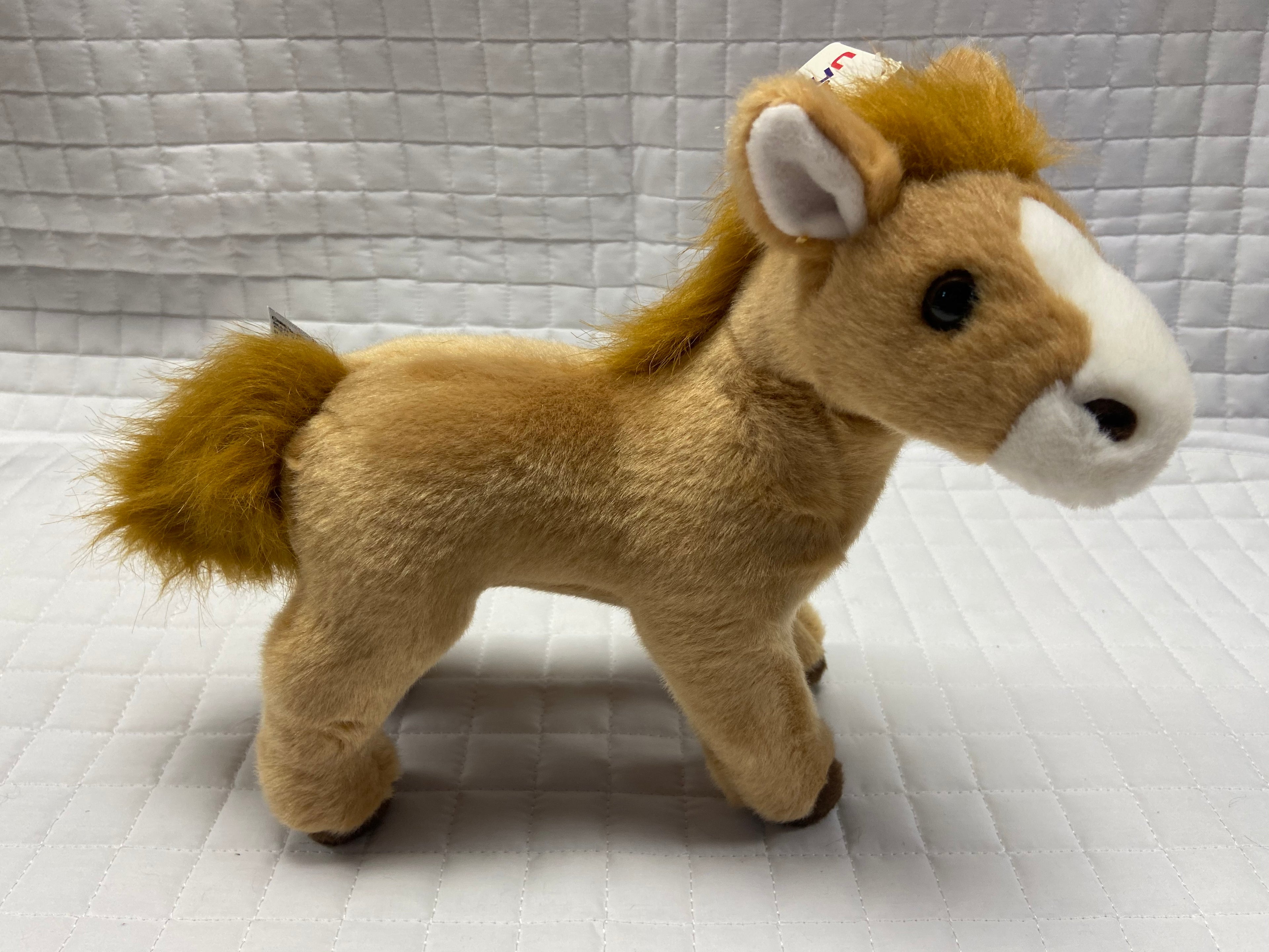 Standing Horse 8"