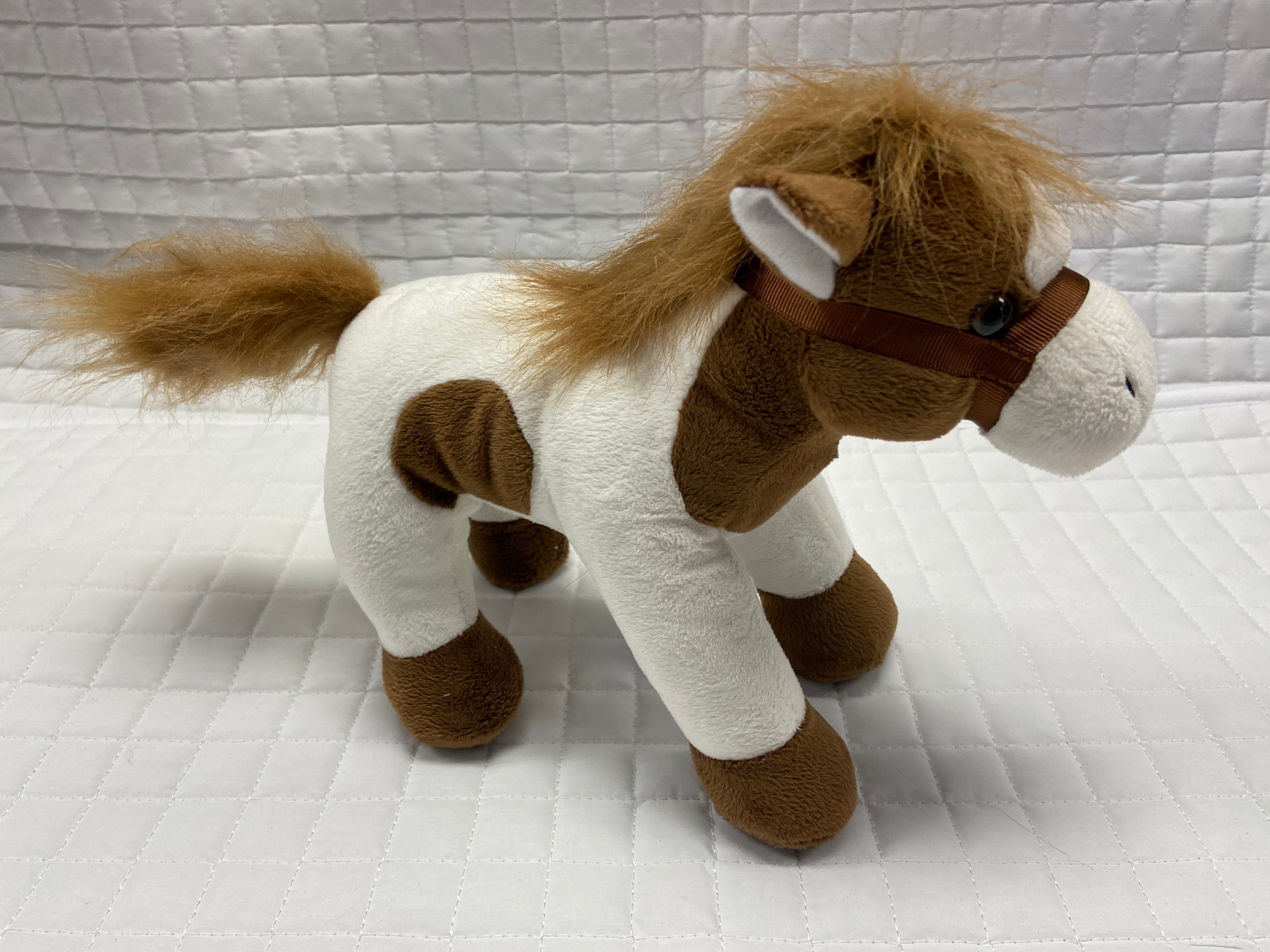 Standing Horse 9"