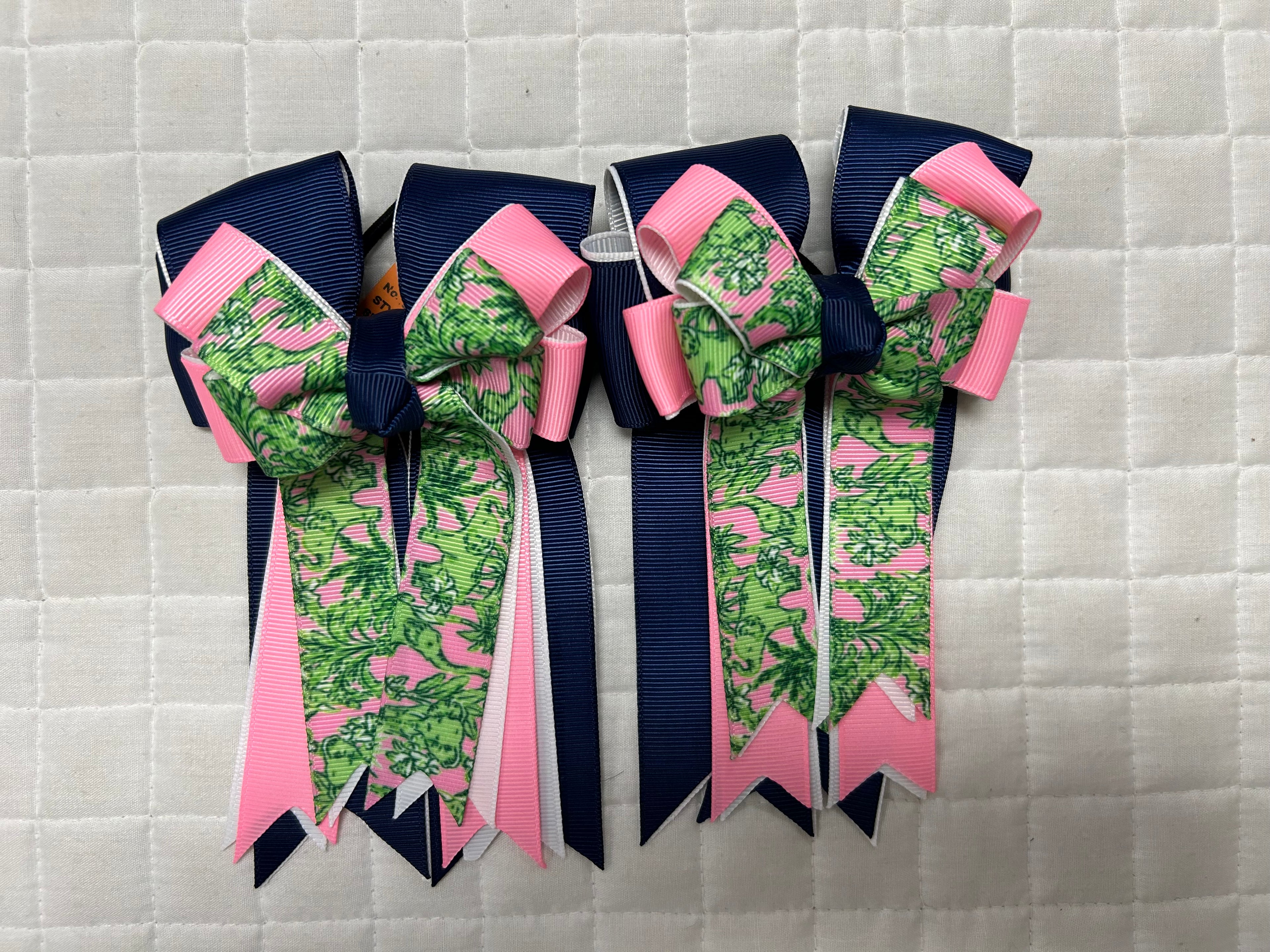 Hair Bows w Elastics