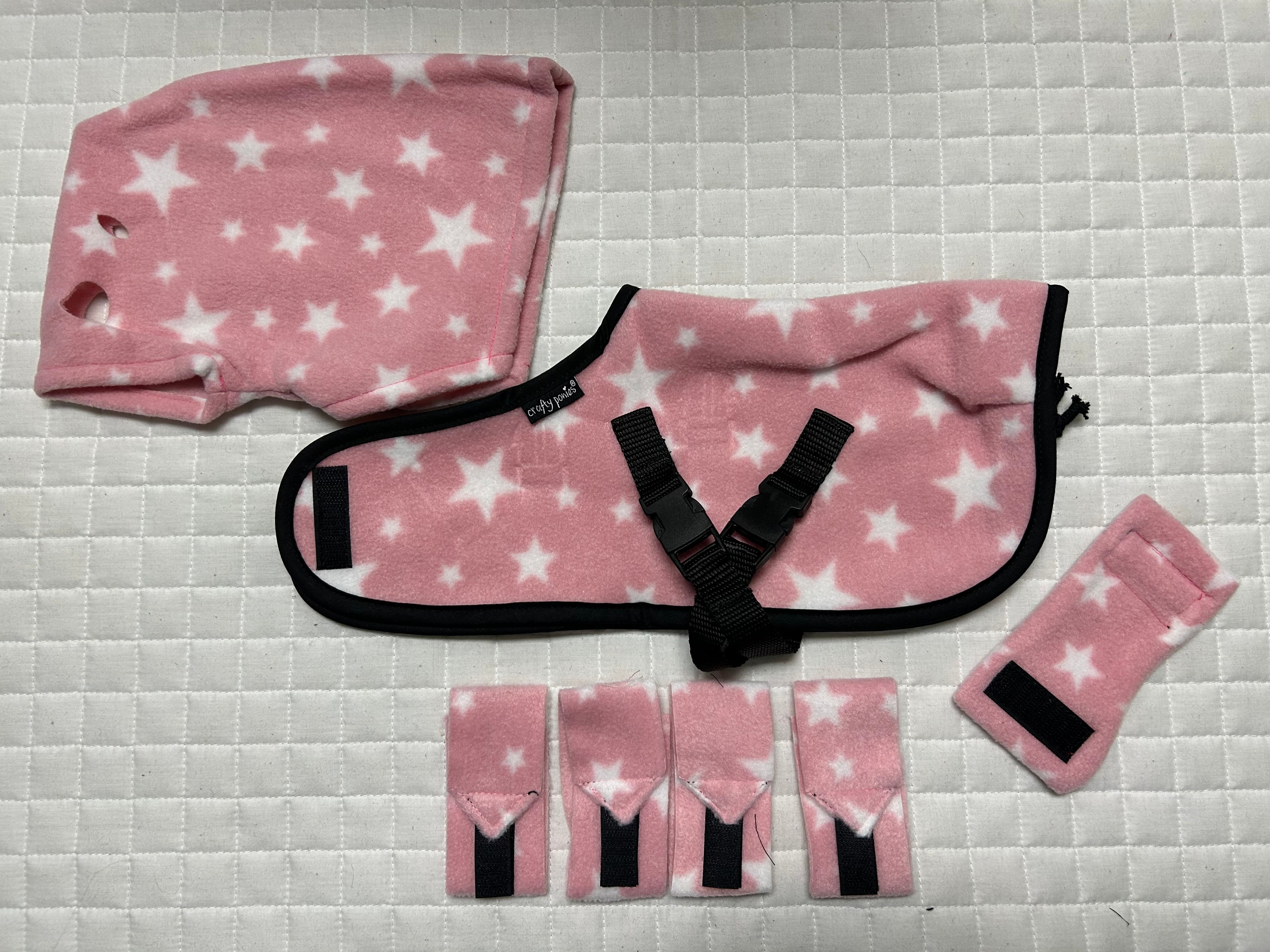 Crafty Ponies Snuggle Rug Set