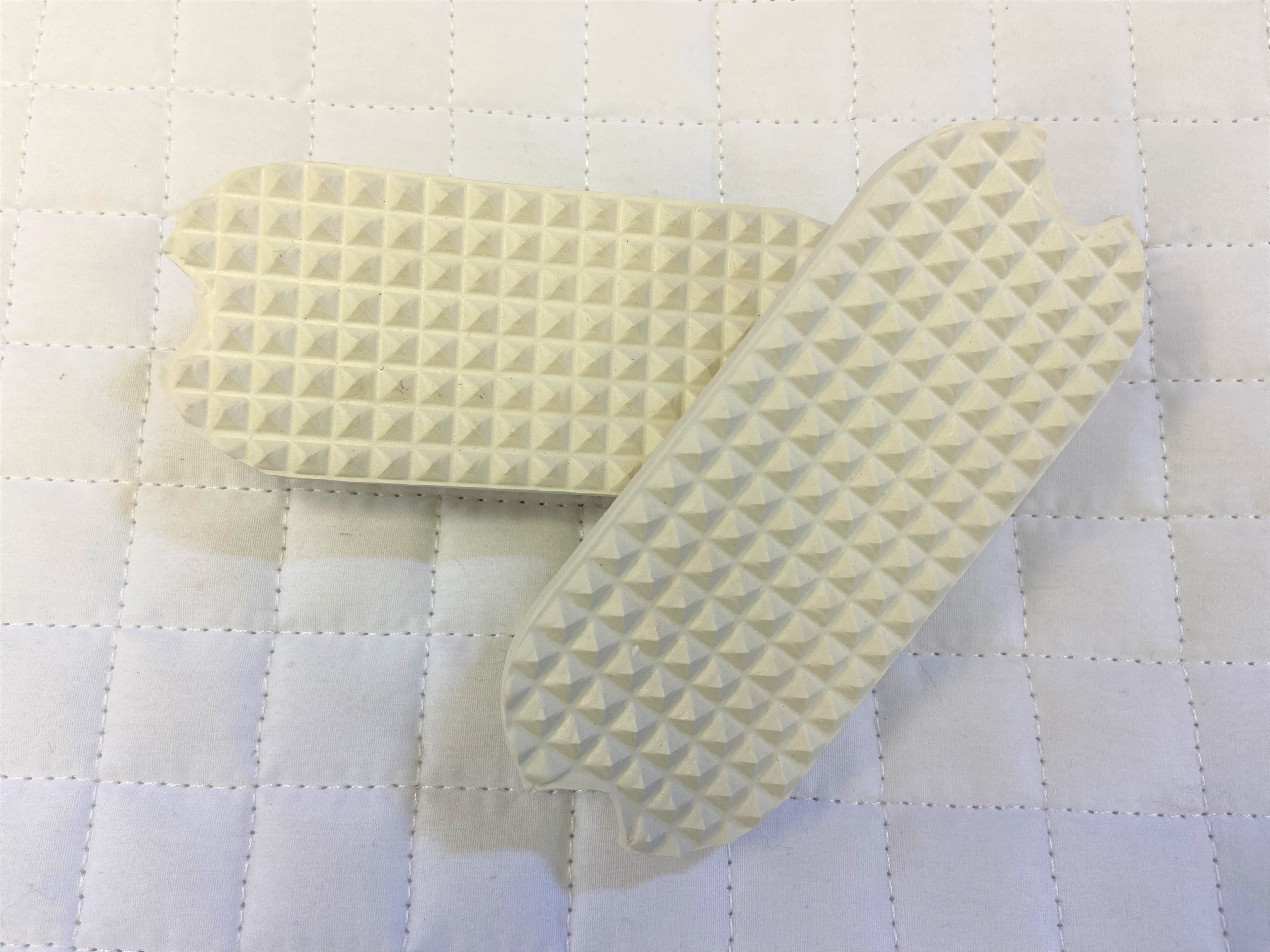 Fillis White Stirrup Pad