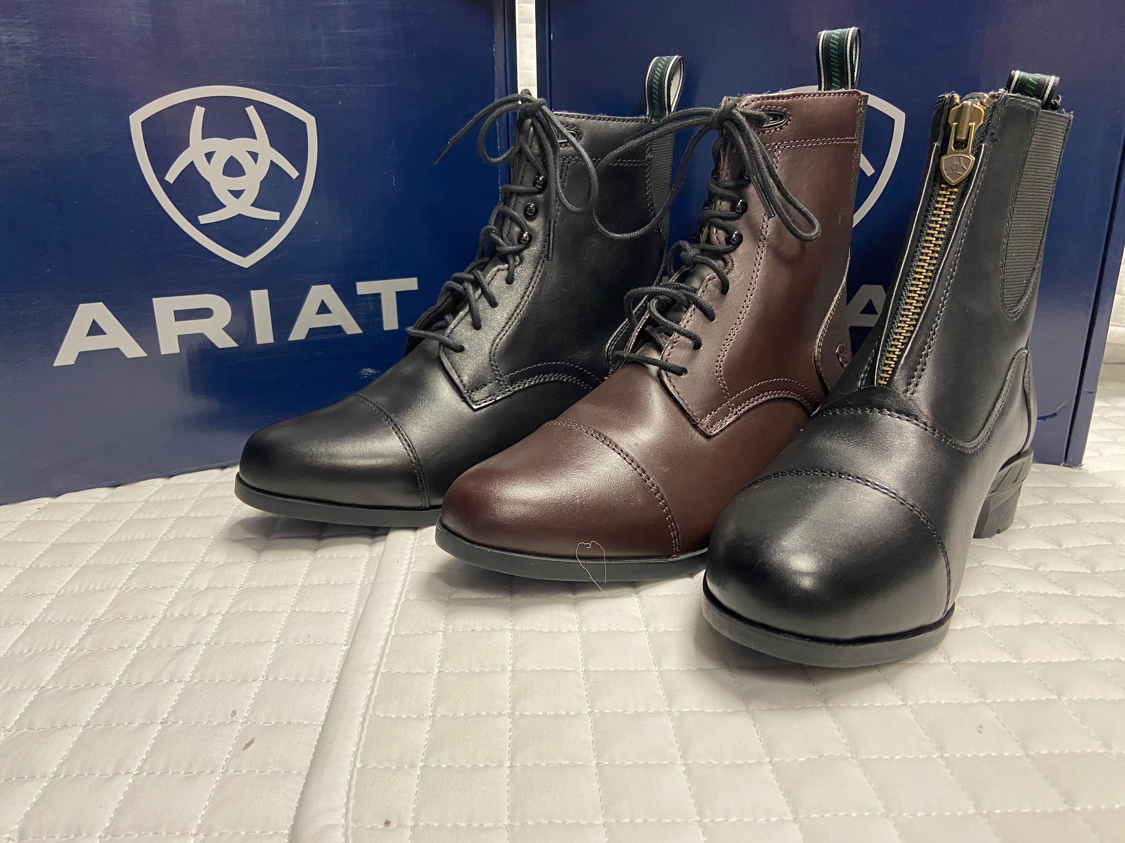 *SALE* Ariat Ladies Heritage Lace Paddock Boots B and C Width