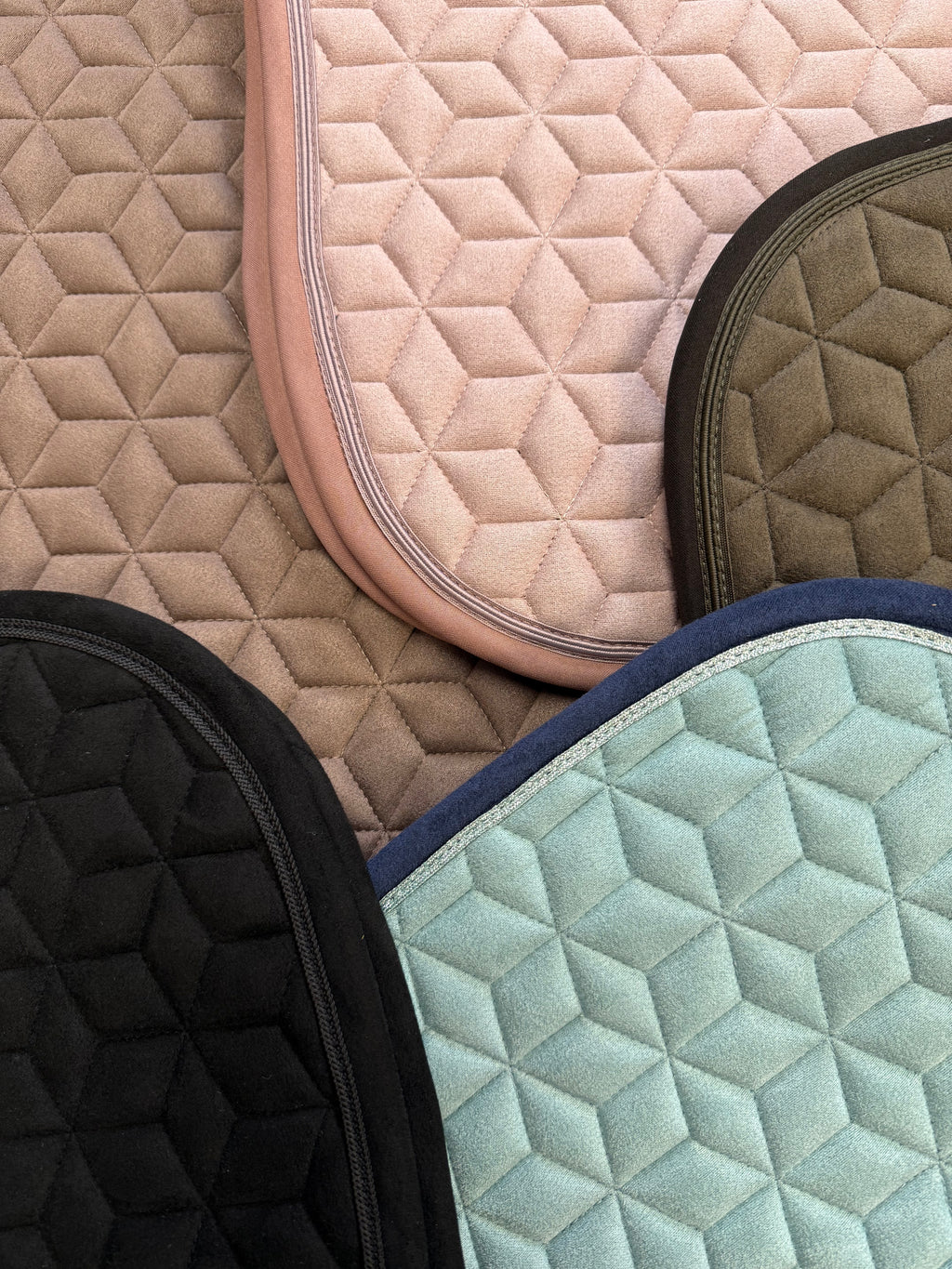 Suede Elite Air-Tec Jump Saddle Pad