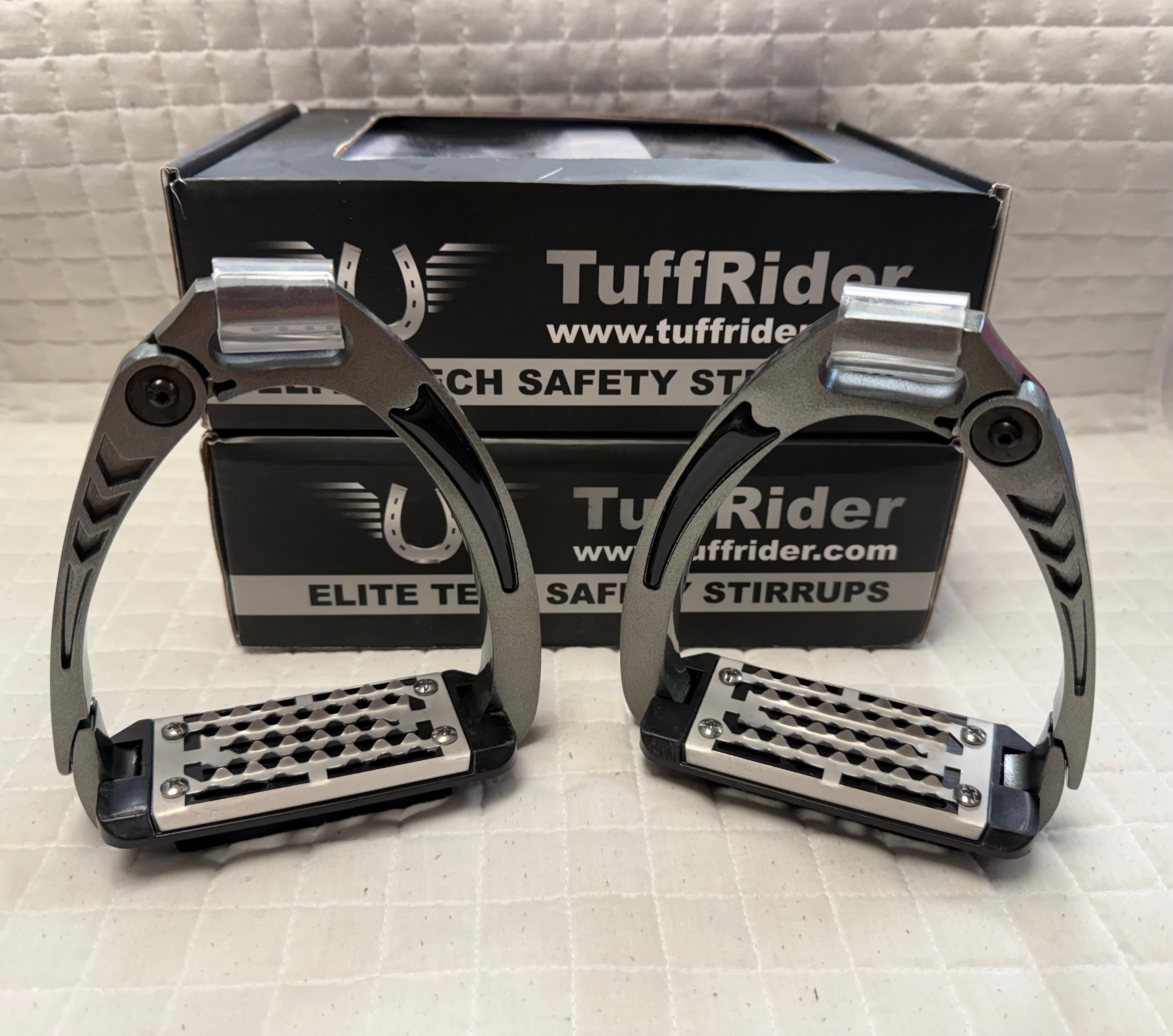 TuffRider Children Elite Tech Safety Stirrups 4"