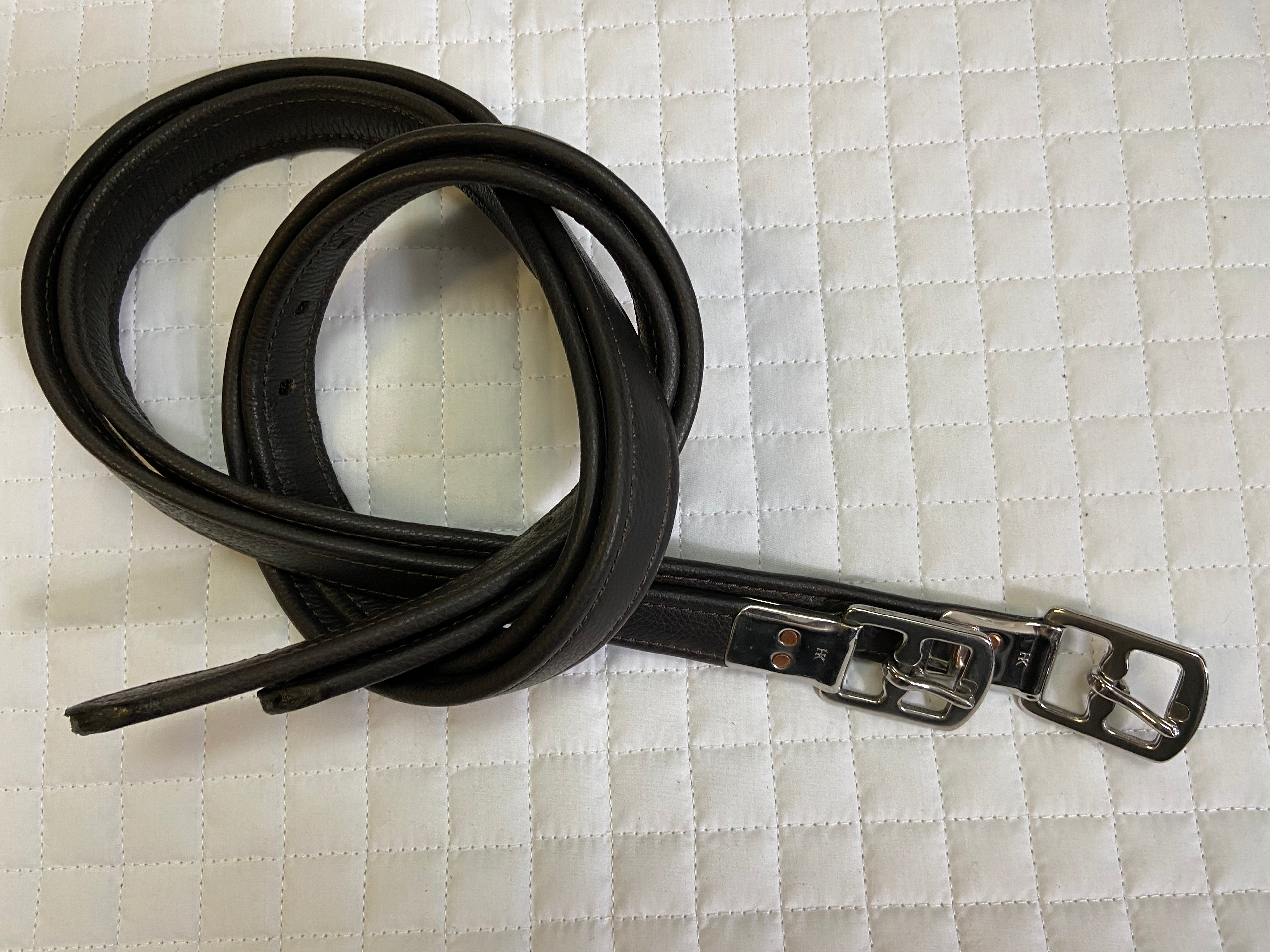 Aramas Lined Flat Buckle Stirrup Leathers