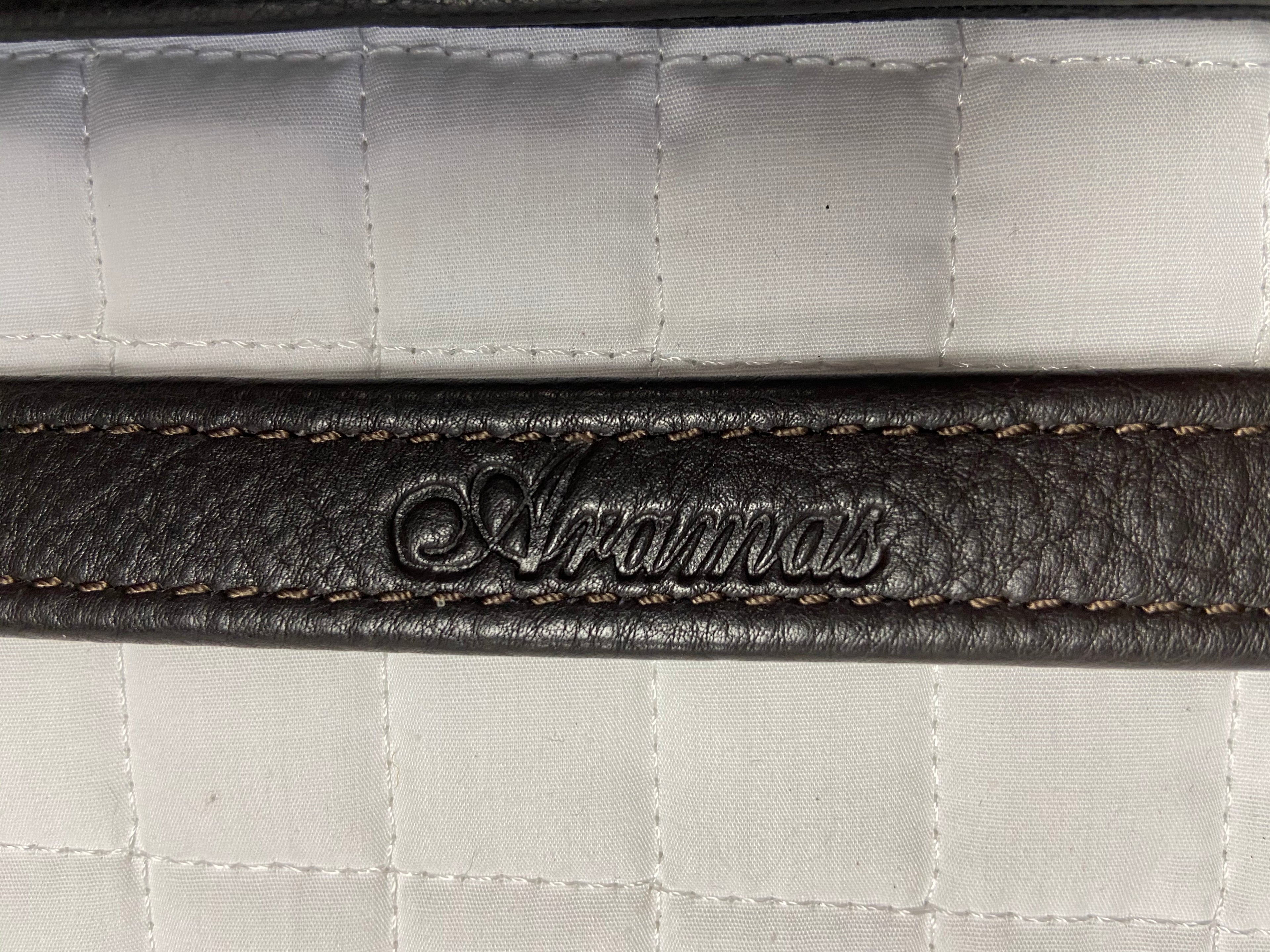 Aramas Lined Flat Buckle Stirrup Leathers