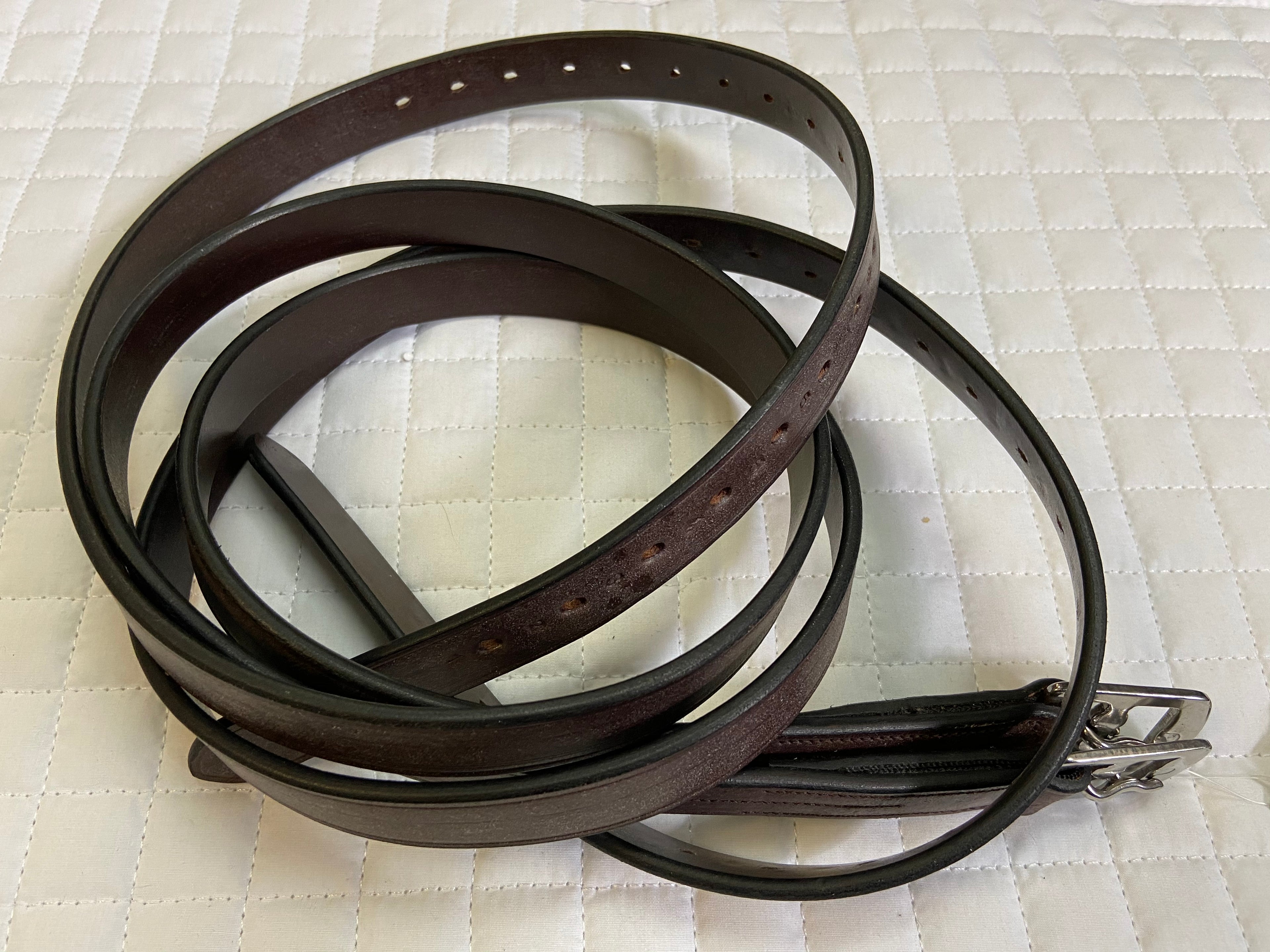 Ovation Flat Sitrrup Leathers