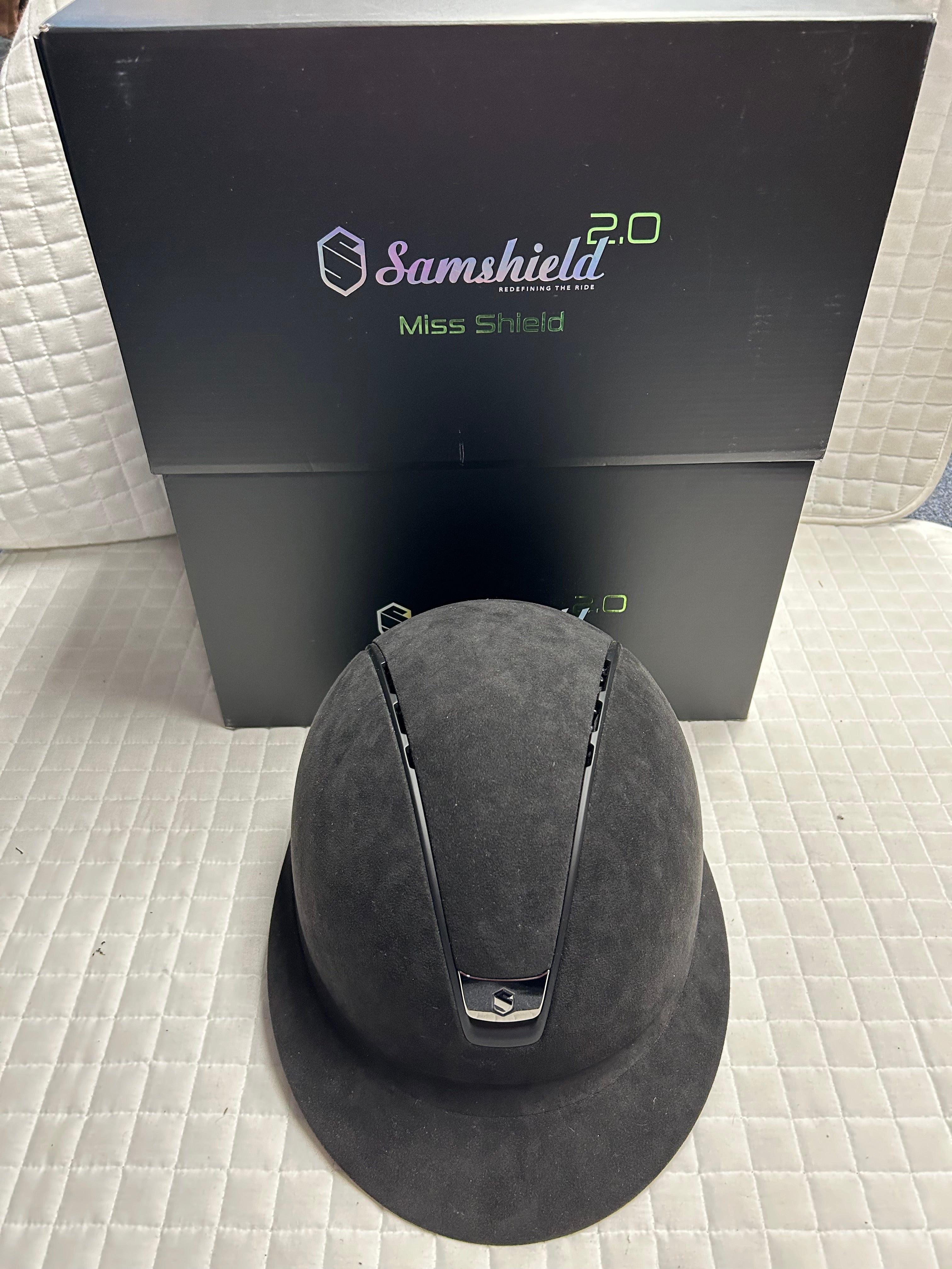 Samshield 2.0 Miss Premium Alcantara Helmet