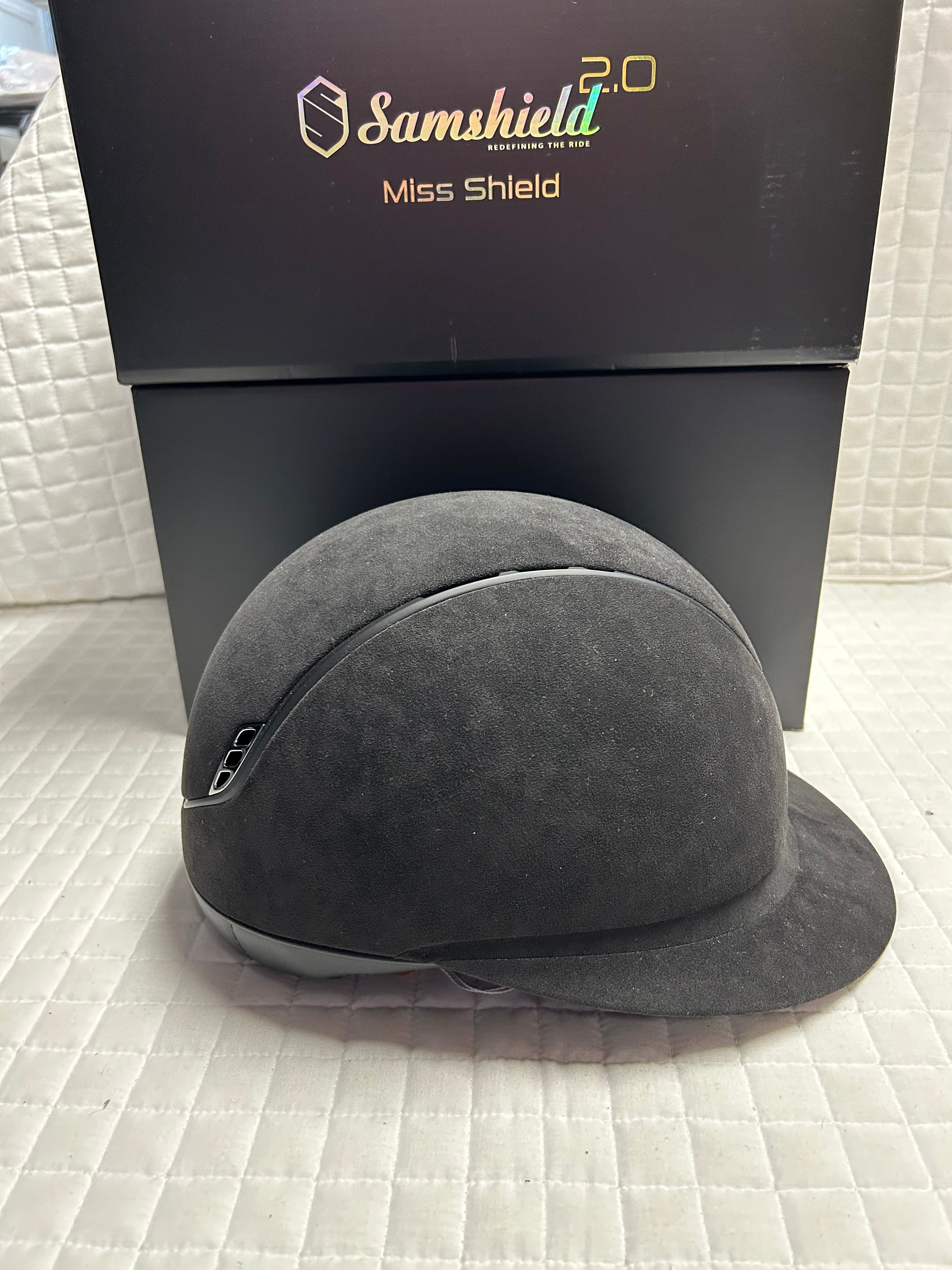 Samshield 2.0 Miss Premium Alcantara Helmet