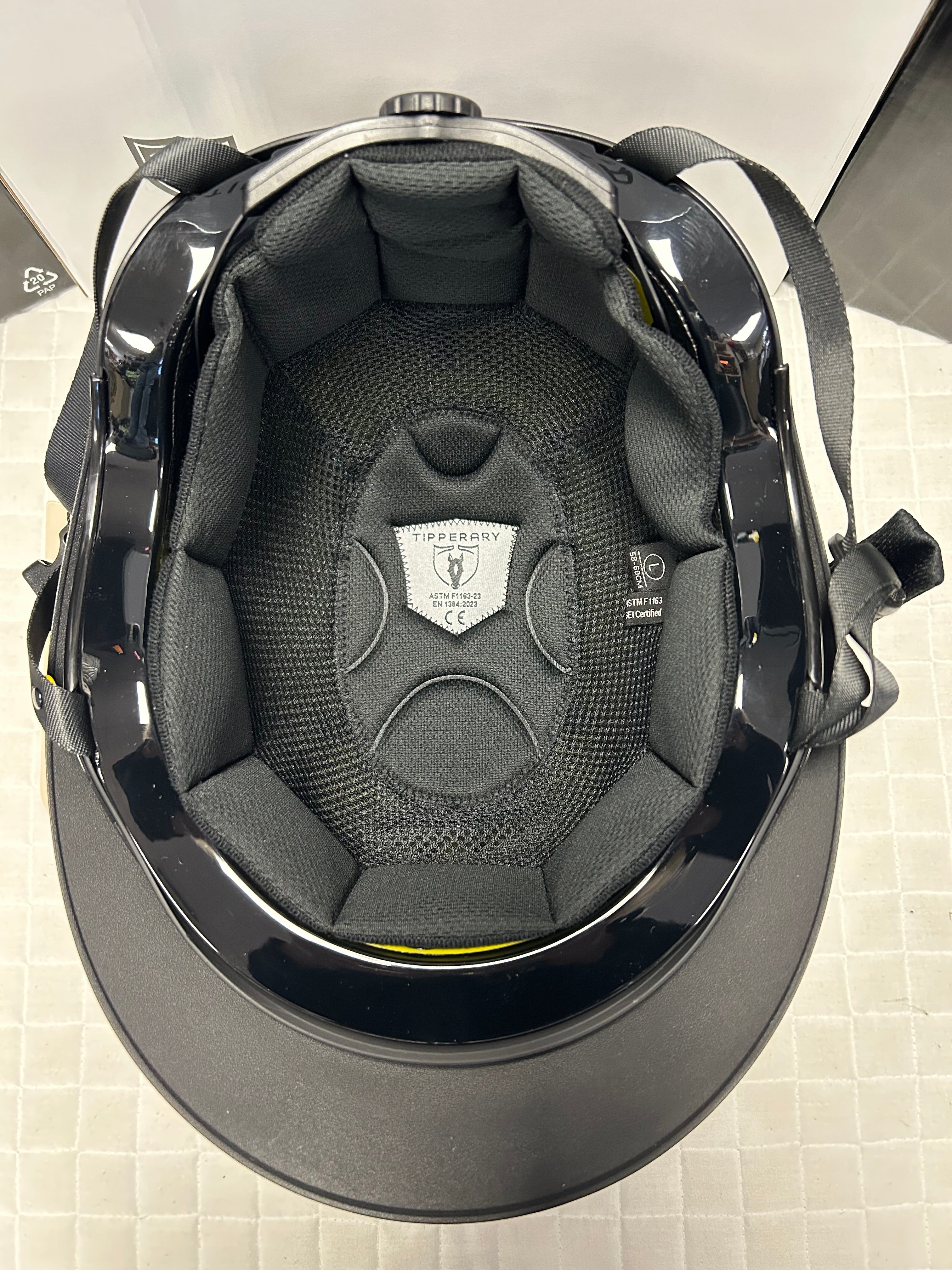 Tipperary Windsor MIPS Helmet